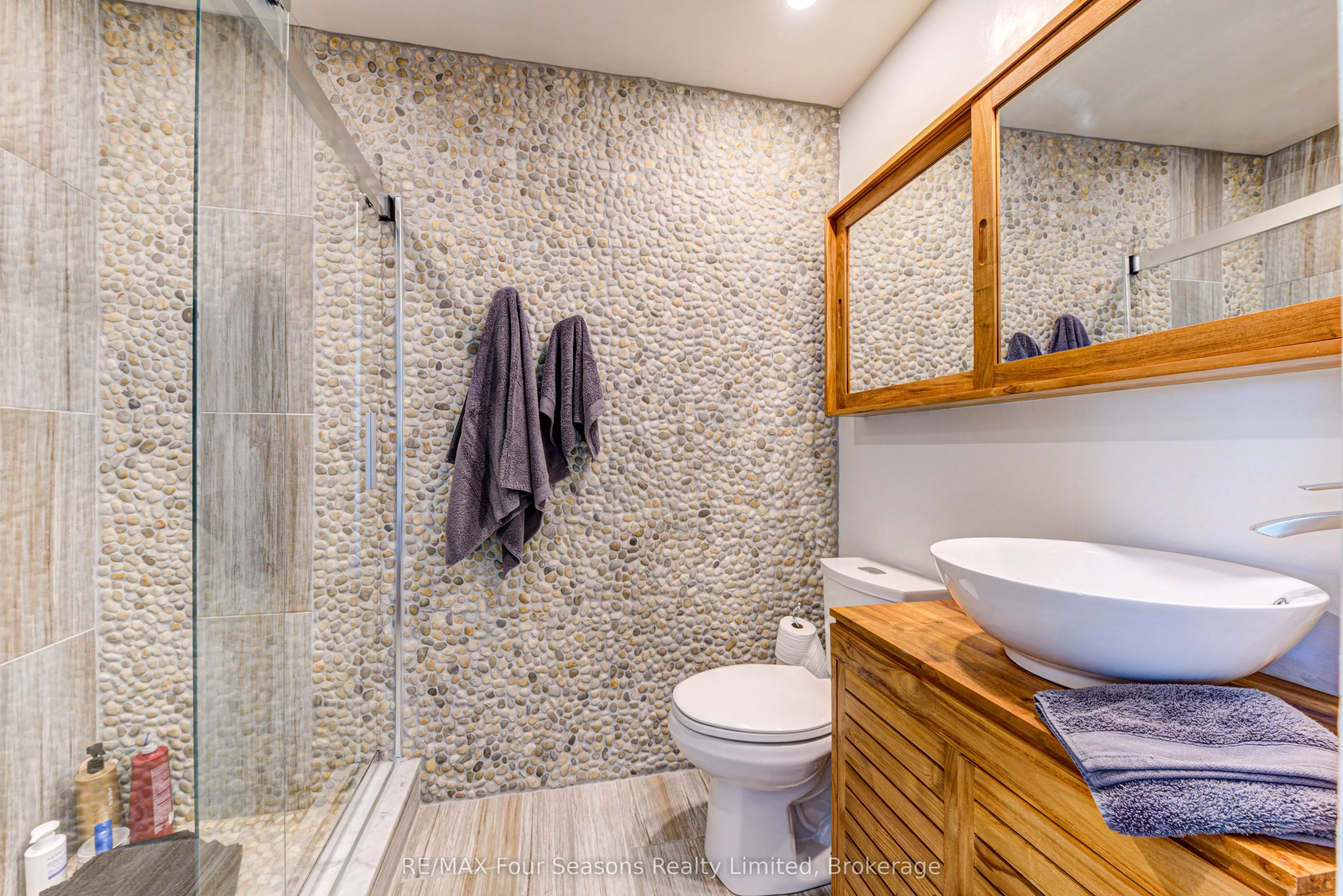 471 Oxbow Crescent #11