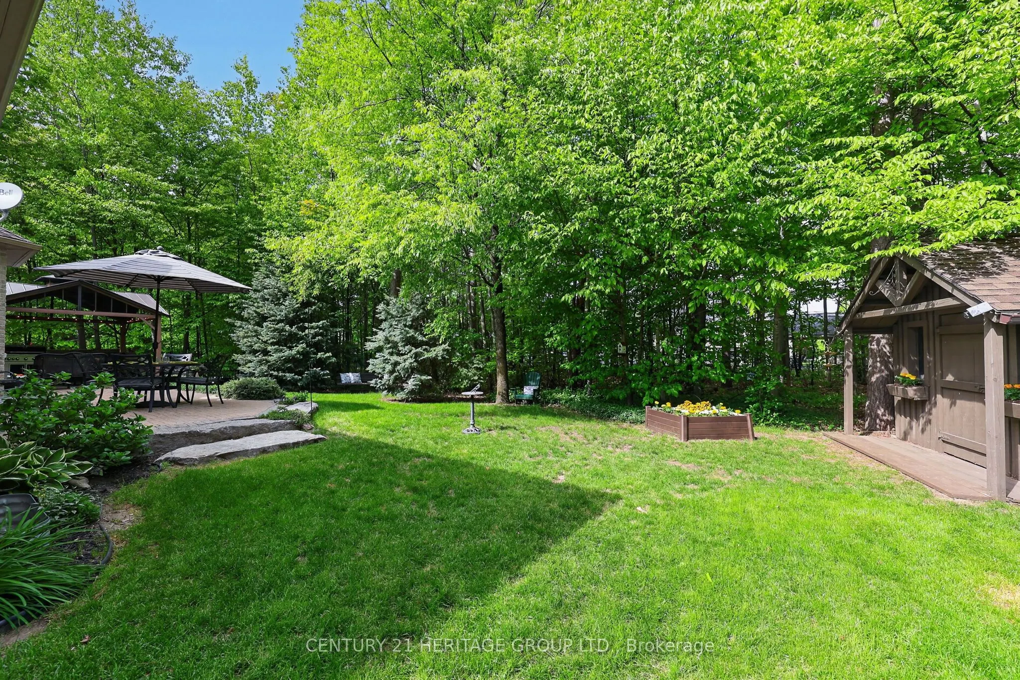 22 Lloyd Cook Drive E