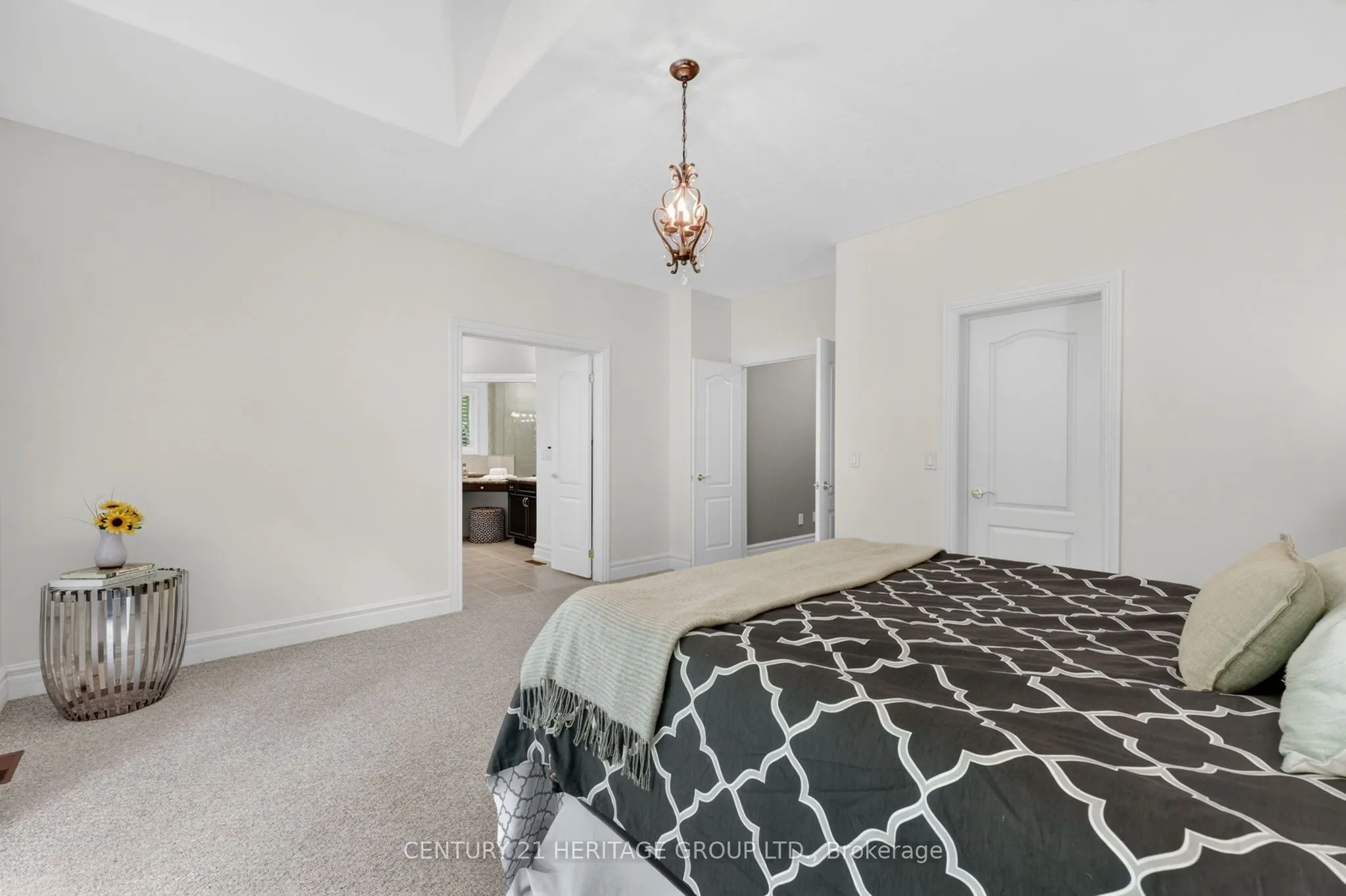 22 Lloyd Cook Drive E