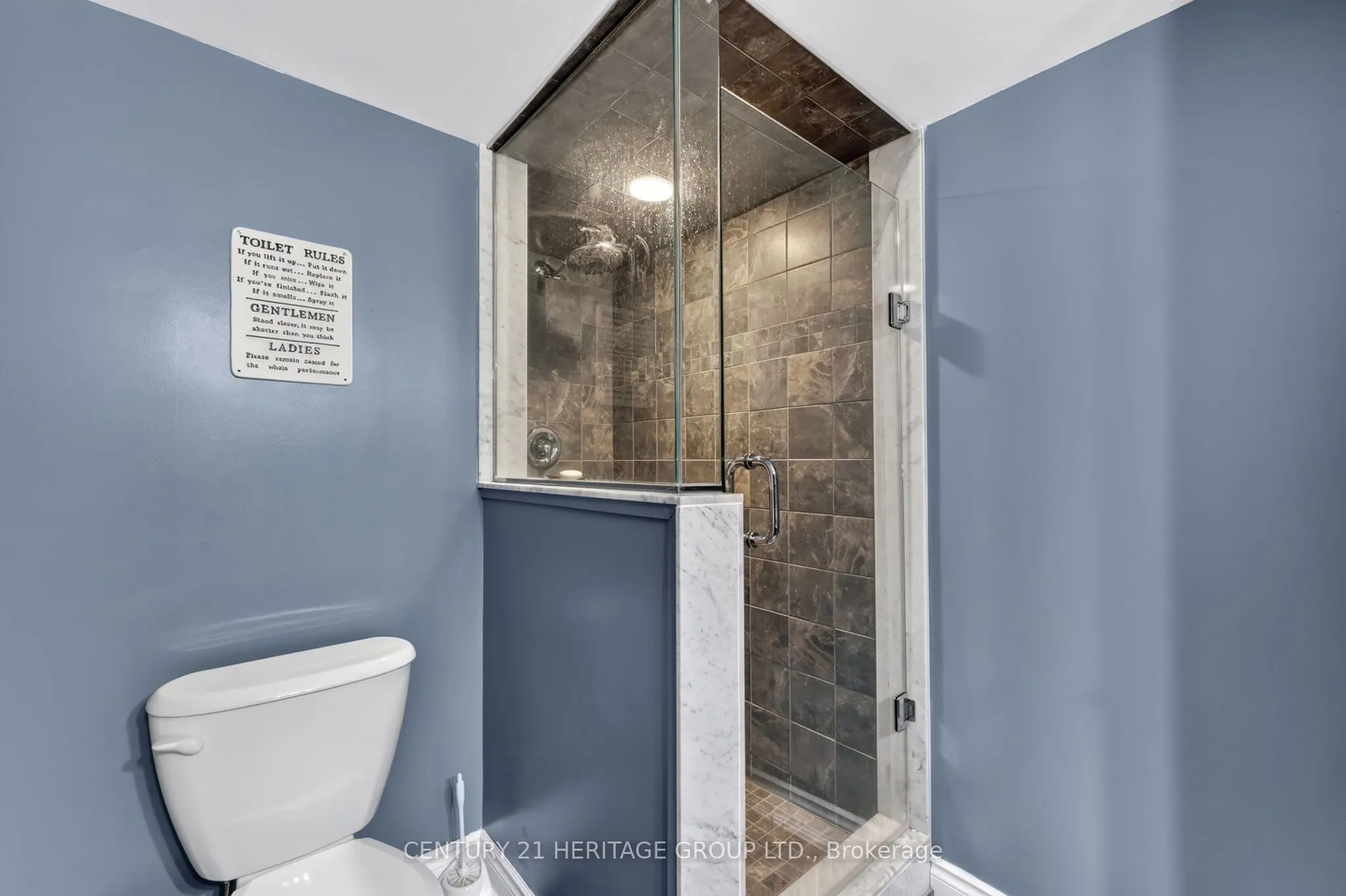 22 Lloyd Cook Drive E