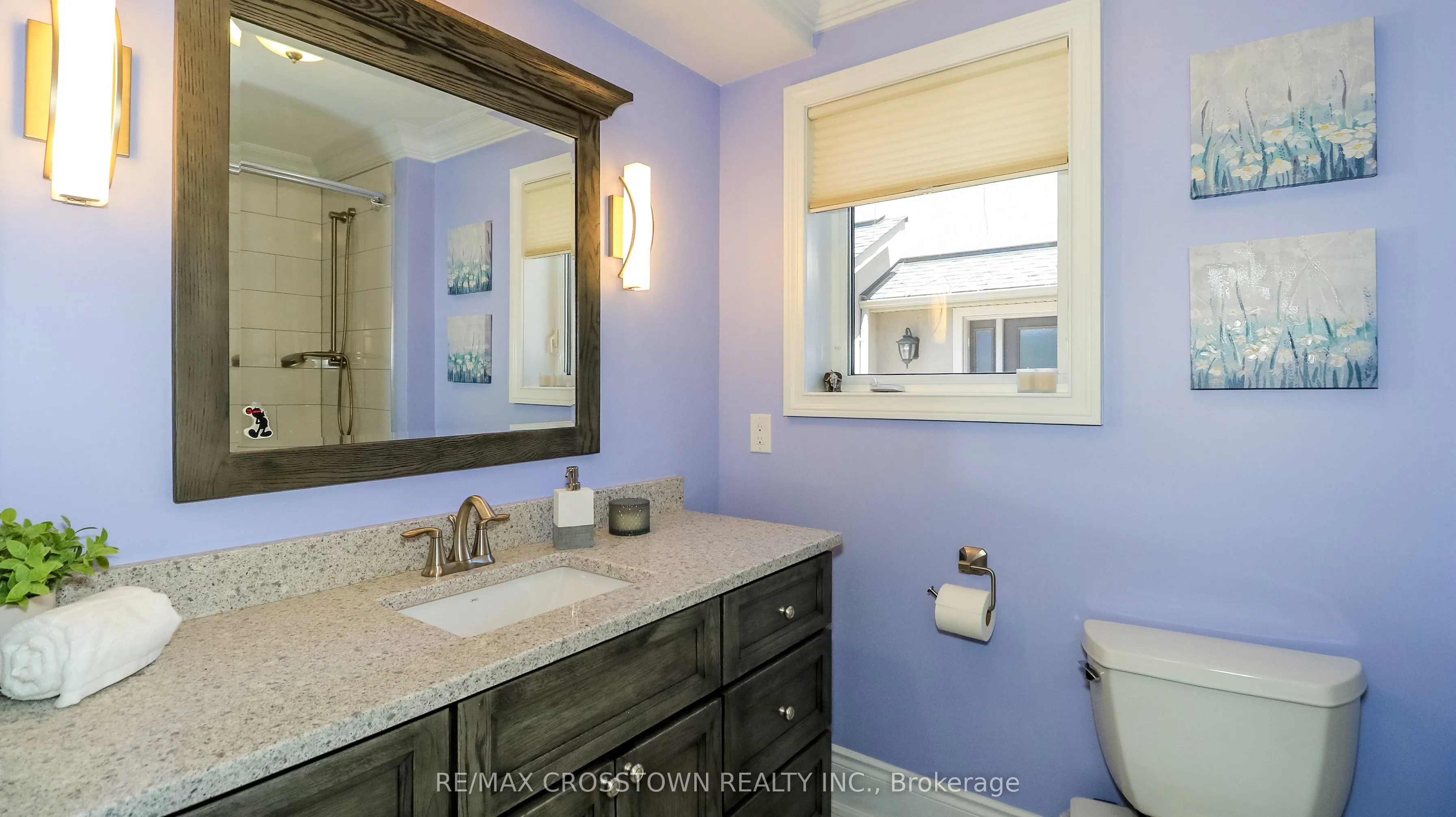 183 Lakeshore Road W