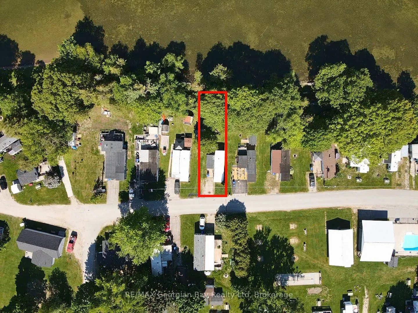 24 Lakeshore Road