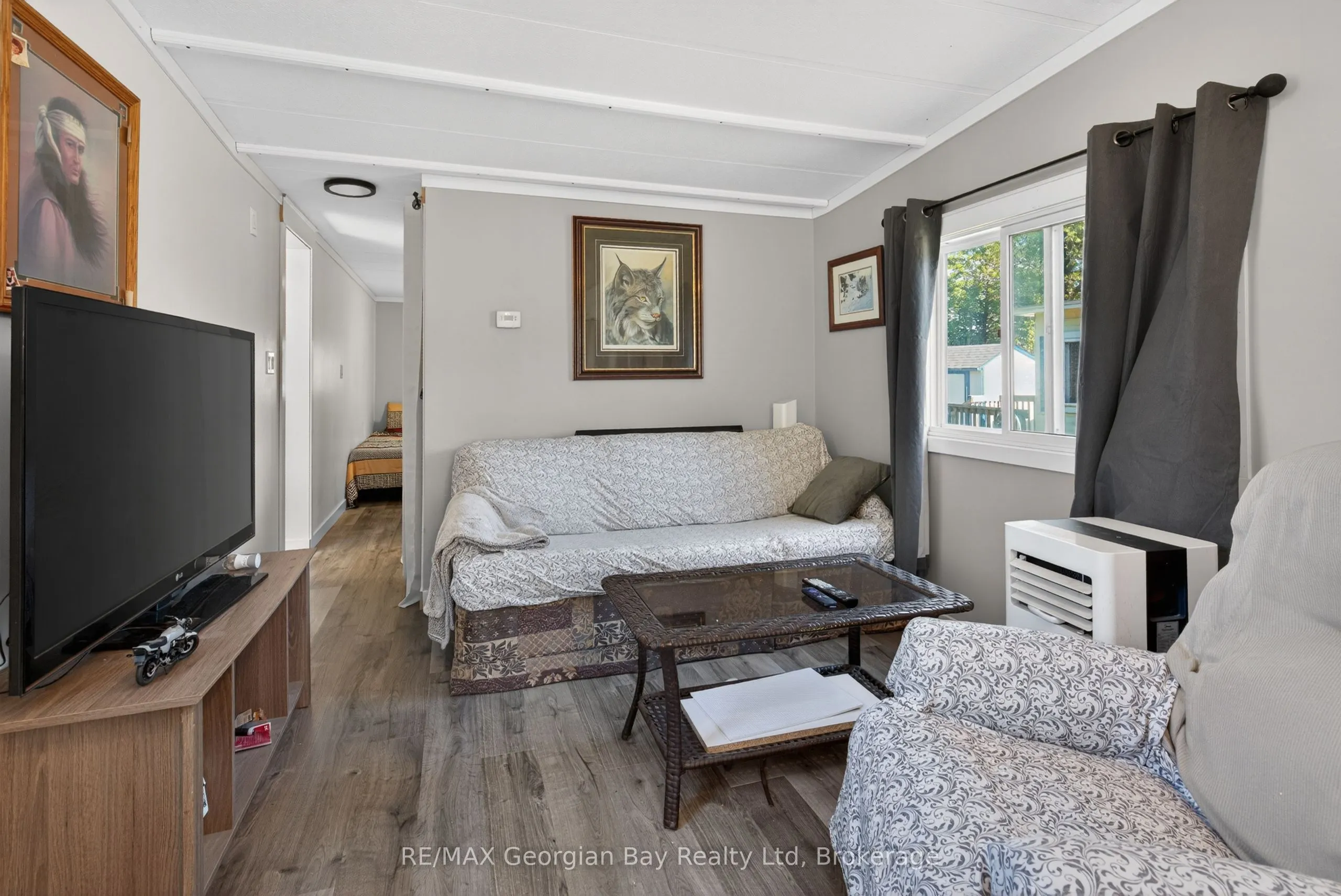 24 Lakeshore Road