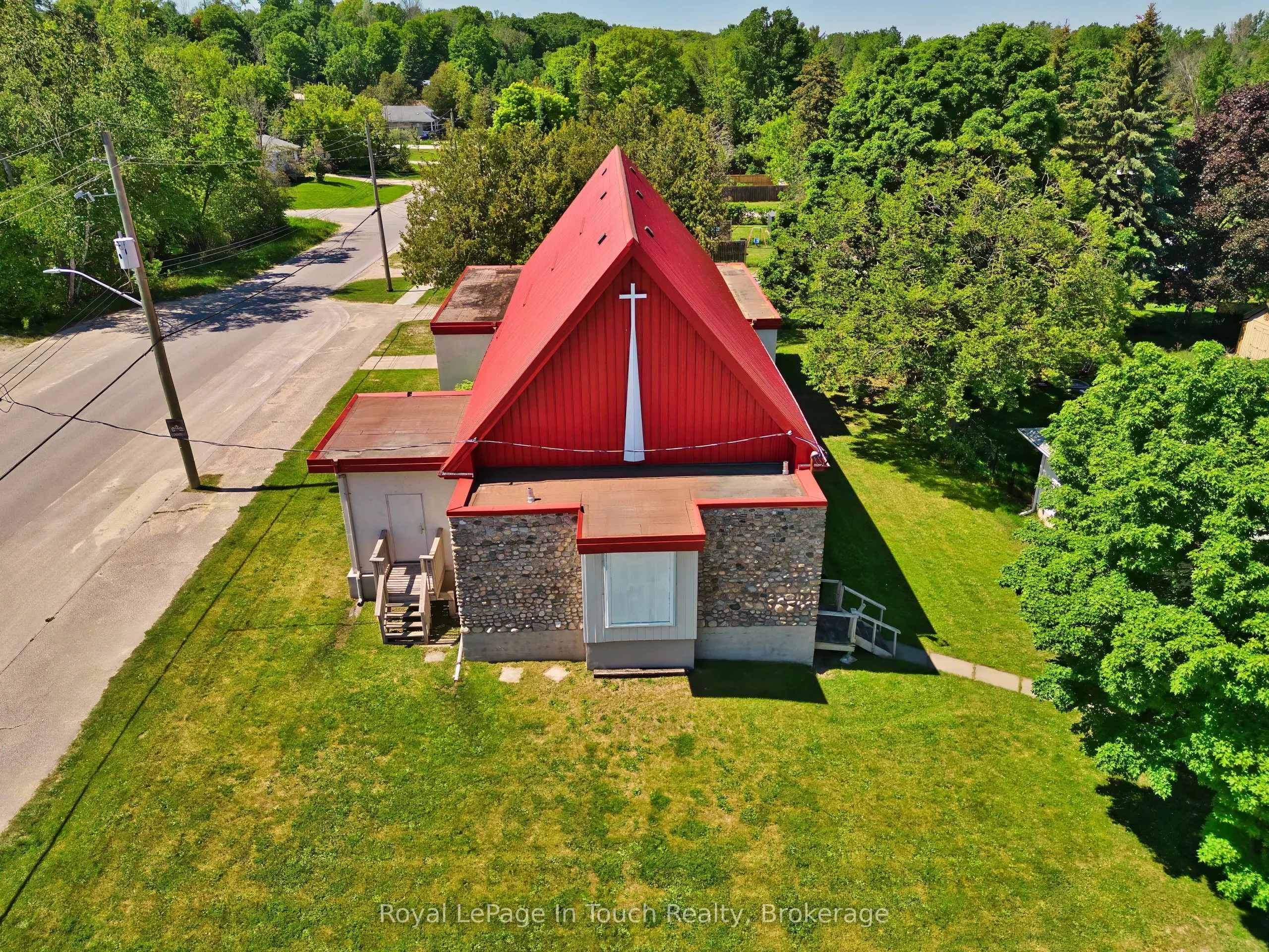 396 ASSINIBOIA Street
