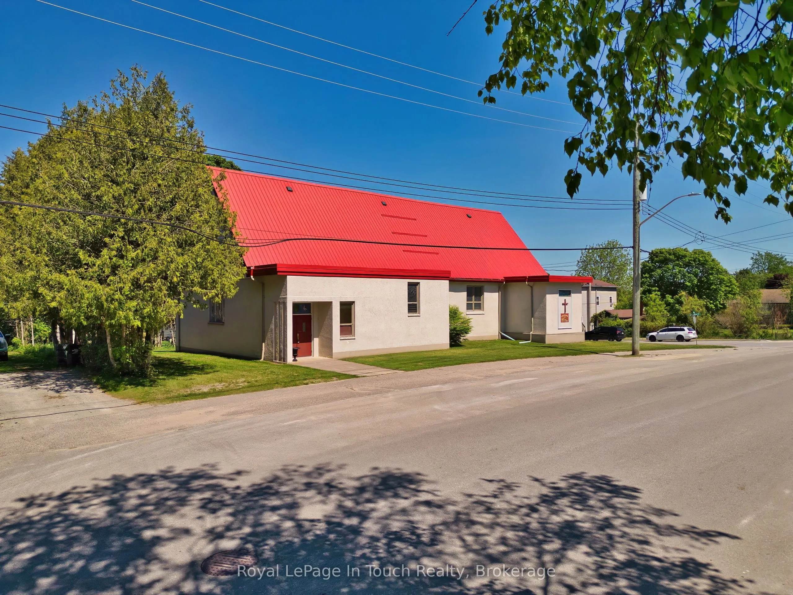 396 ASSINIBOIA Street