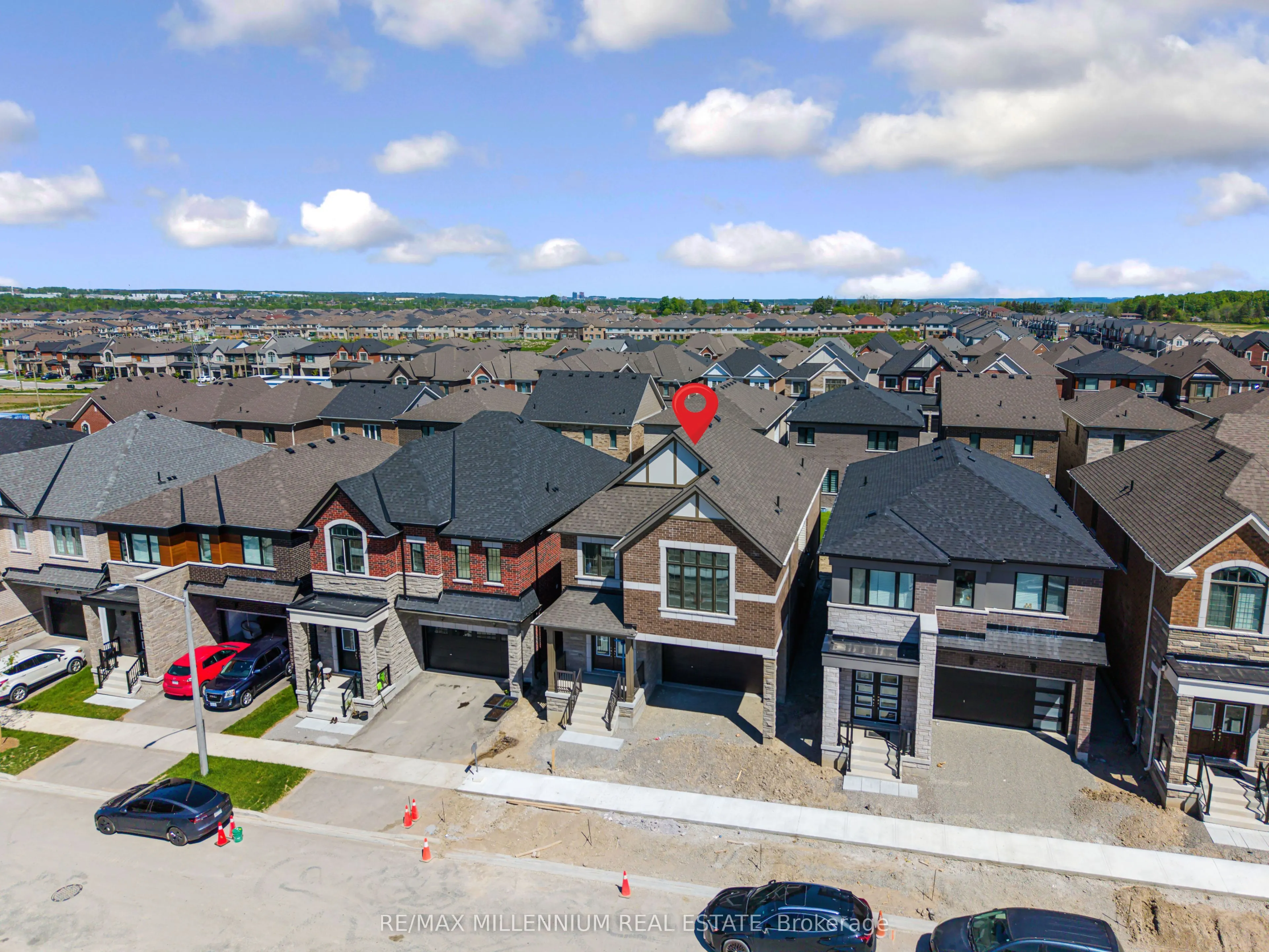 54 Gretzky Avenue