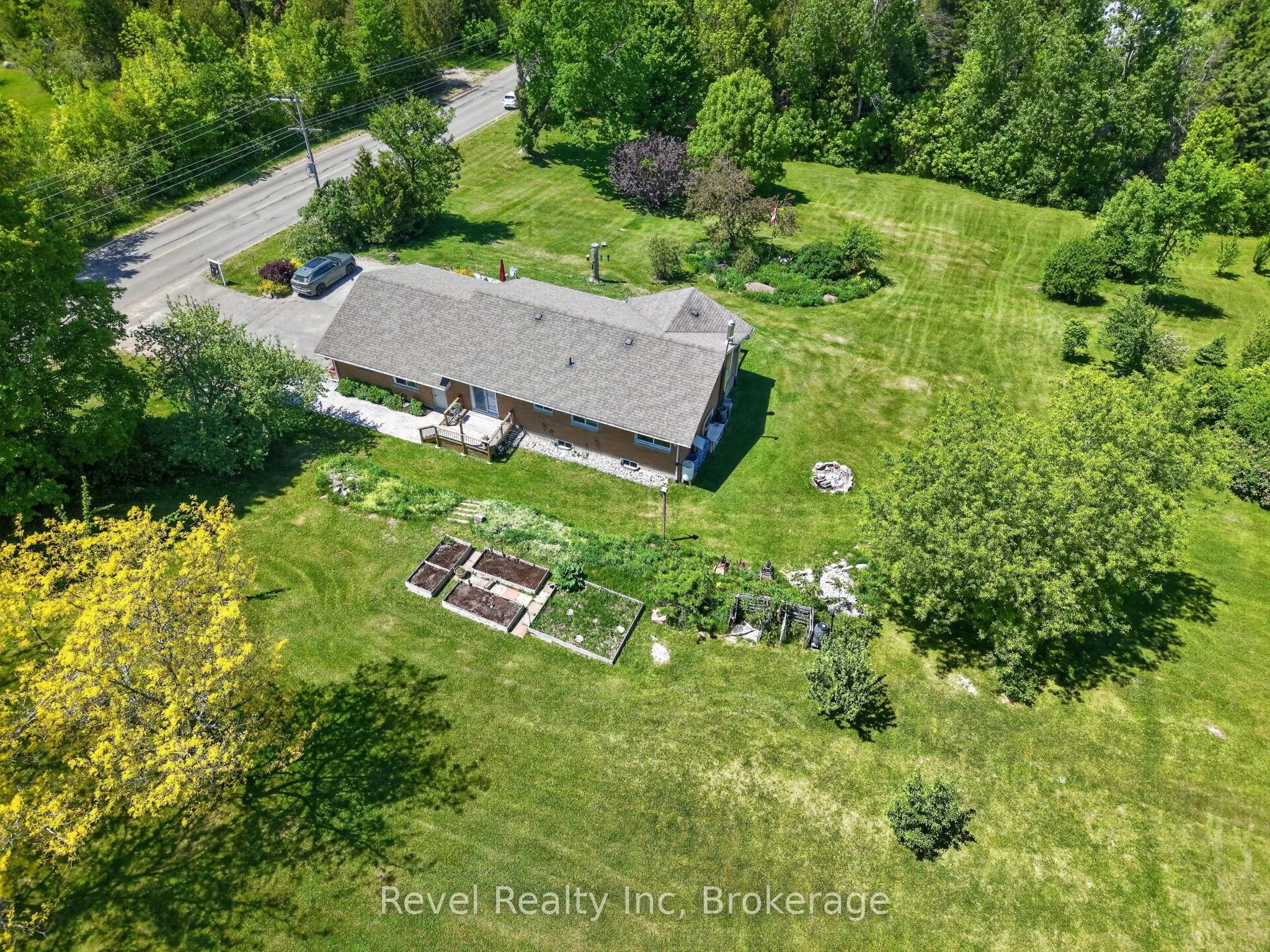 2391 Rumney Road