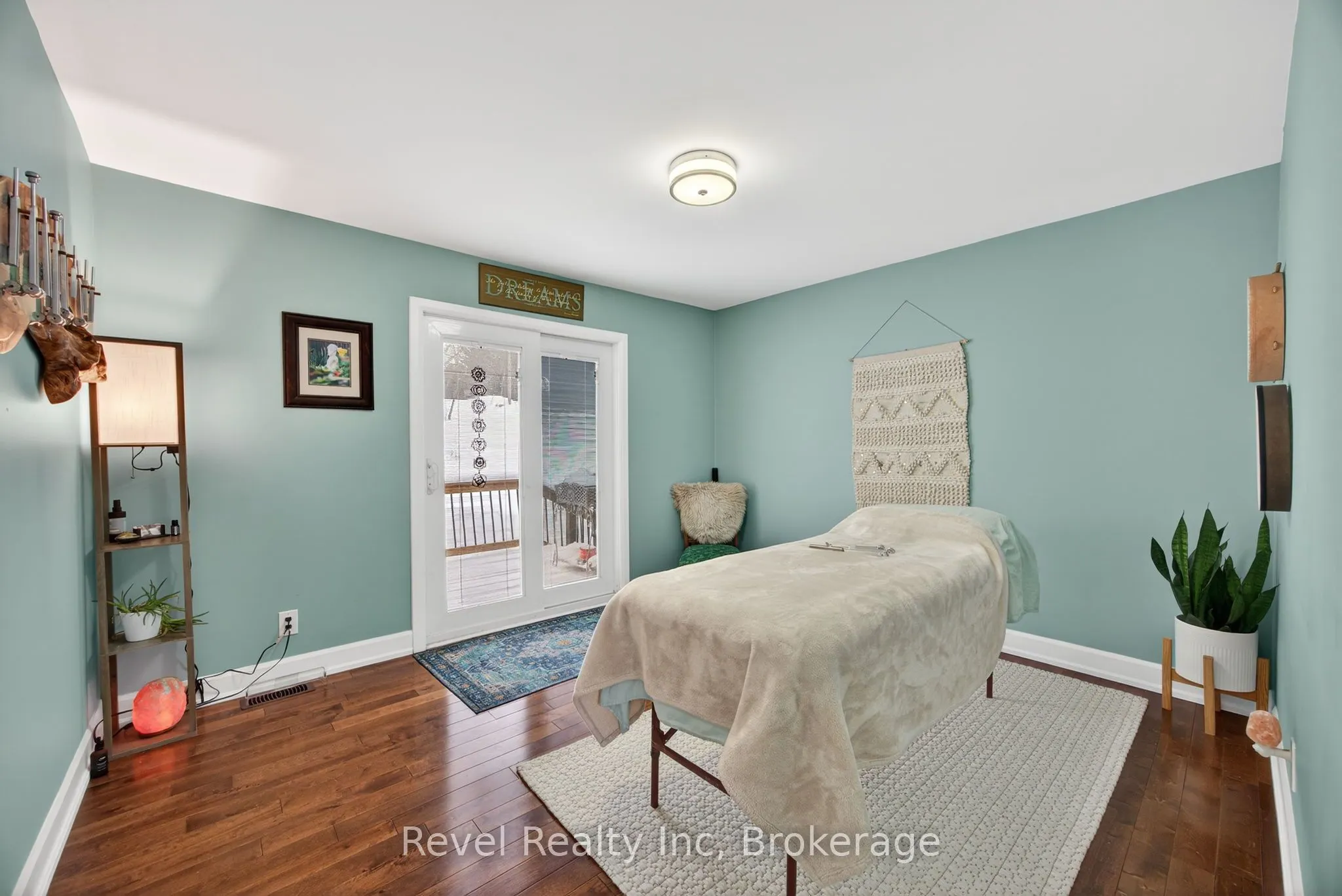 2391 Rumney Road