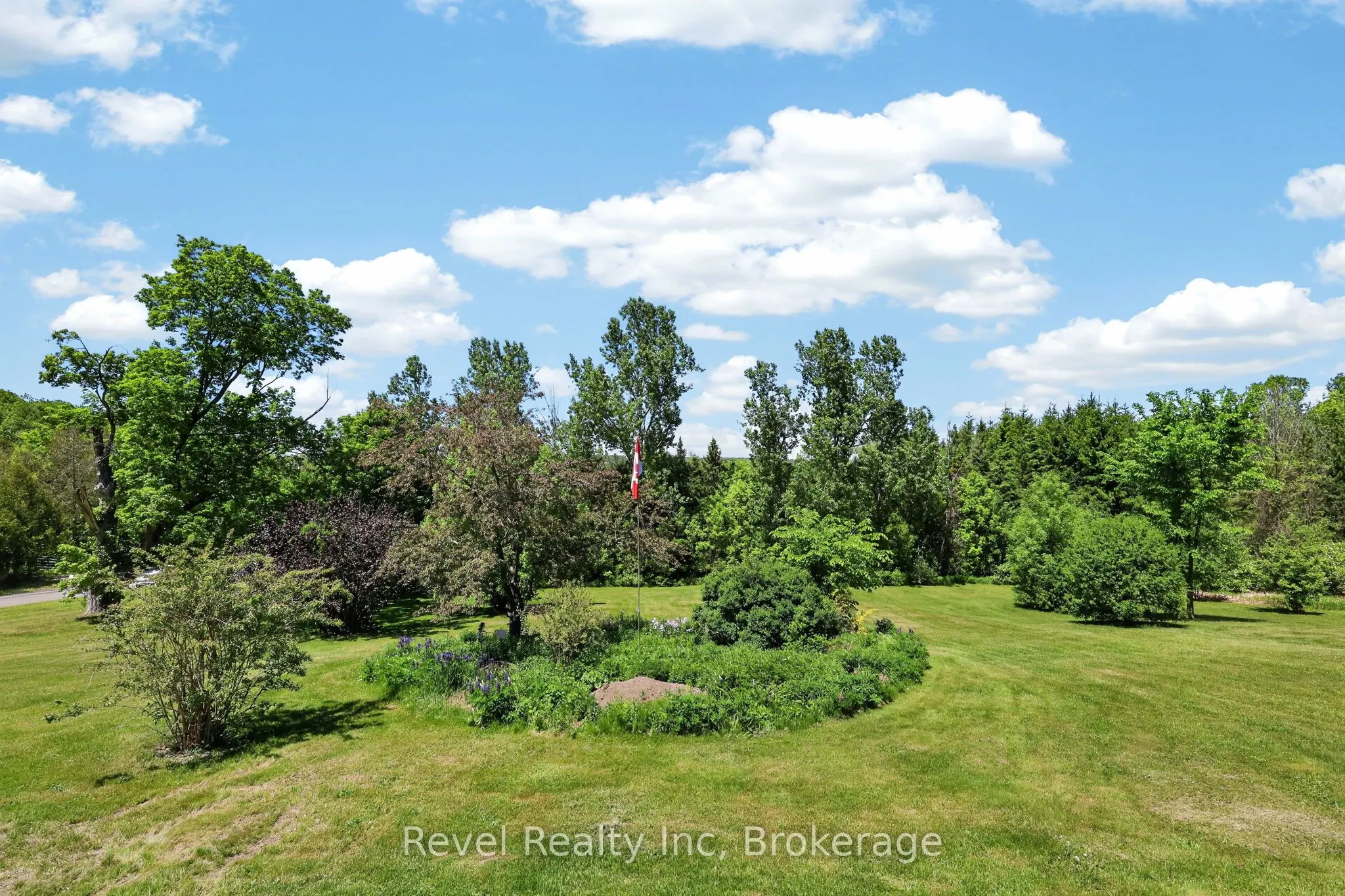 2391 Rumney Road