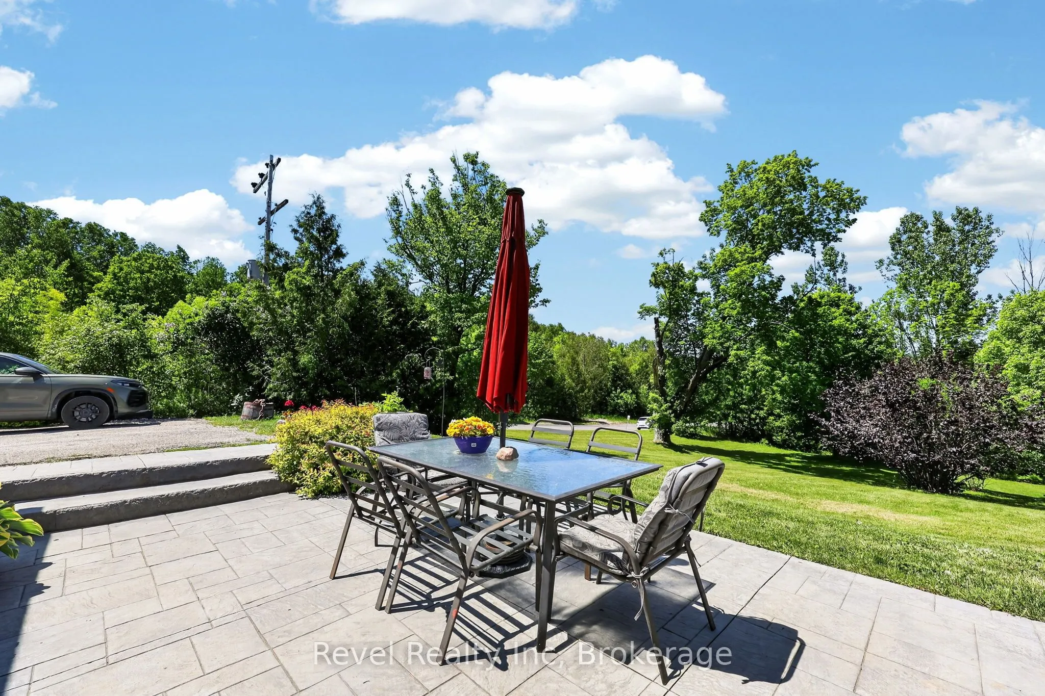2391 Rumney Road
