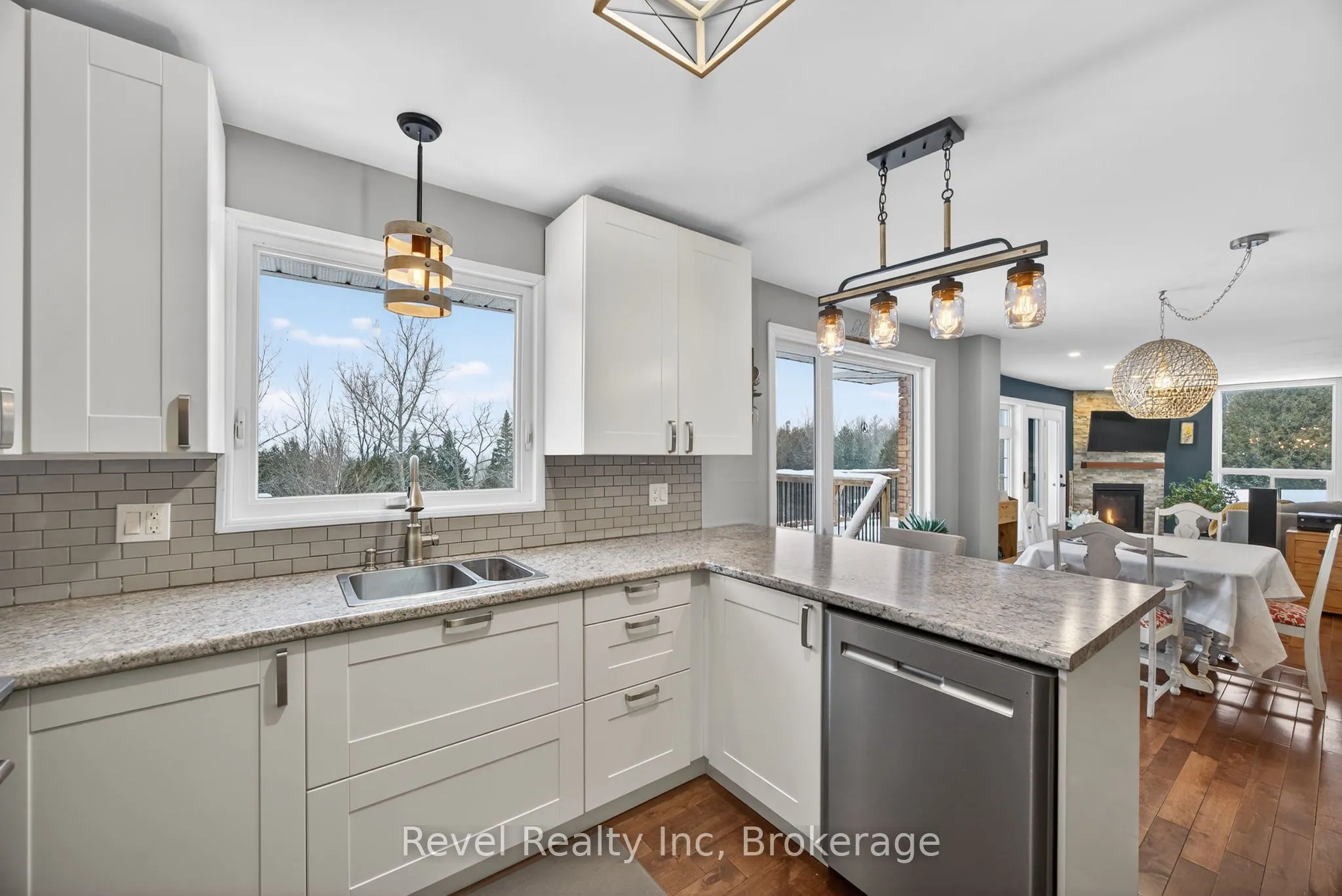 2391 Rumney Road