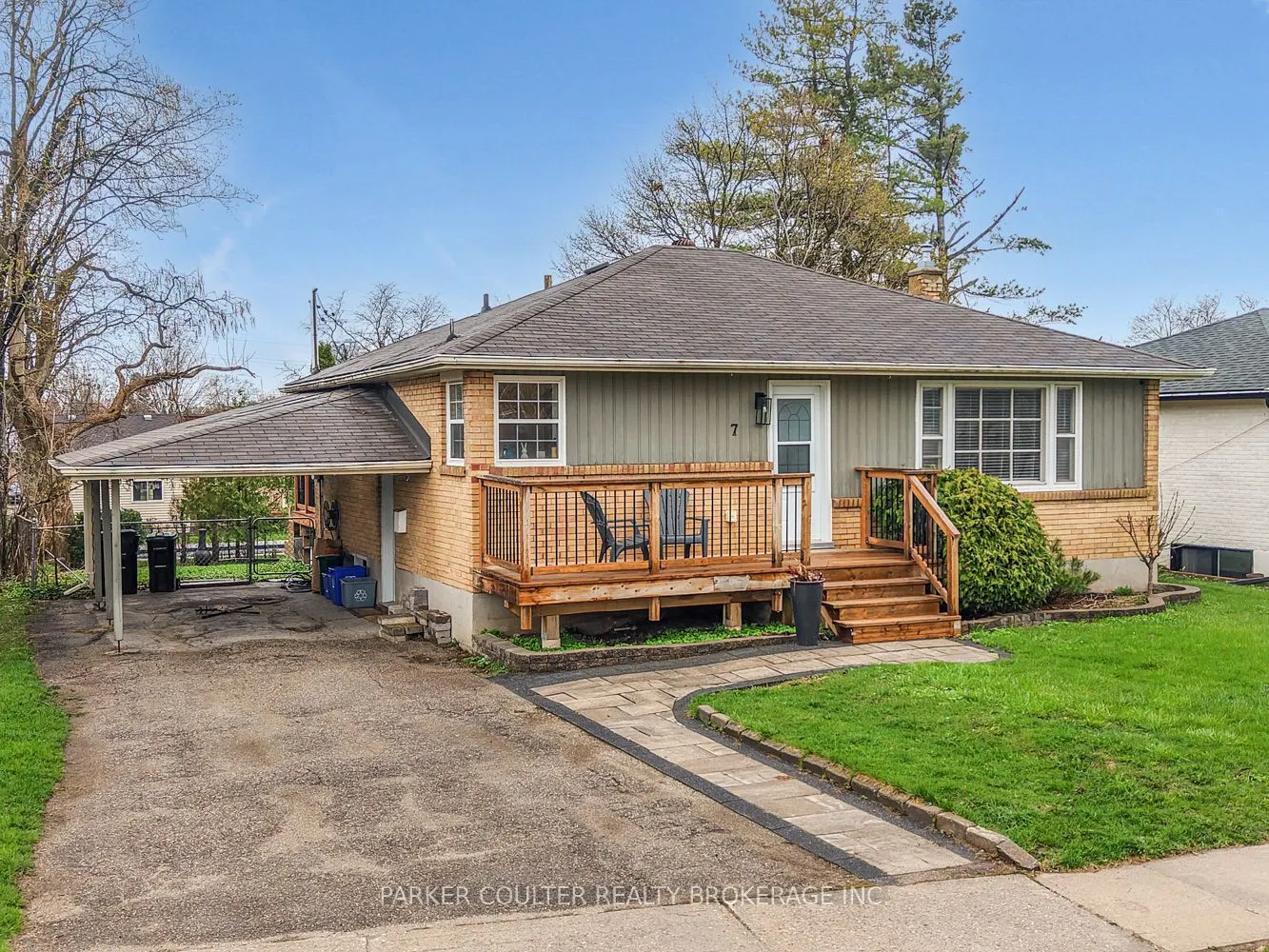 7 Oakley Park Square