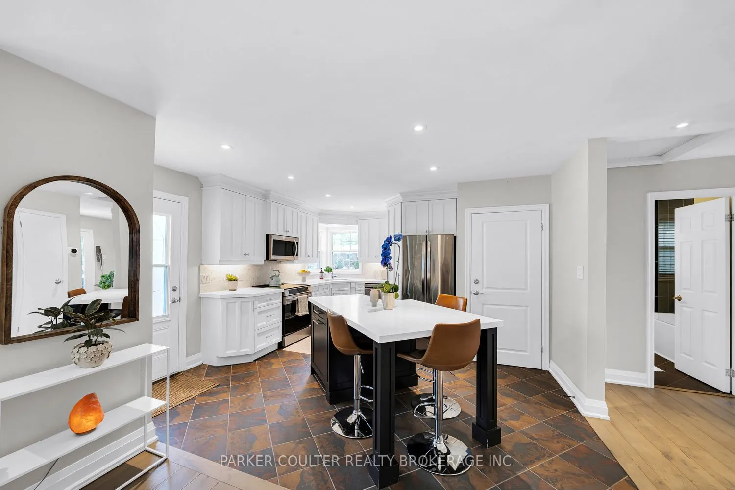 7 Oakley Park Square