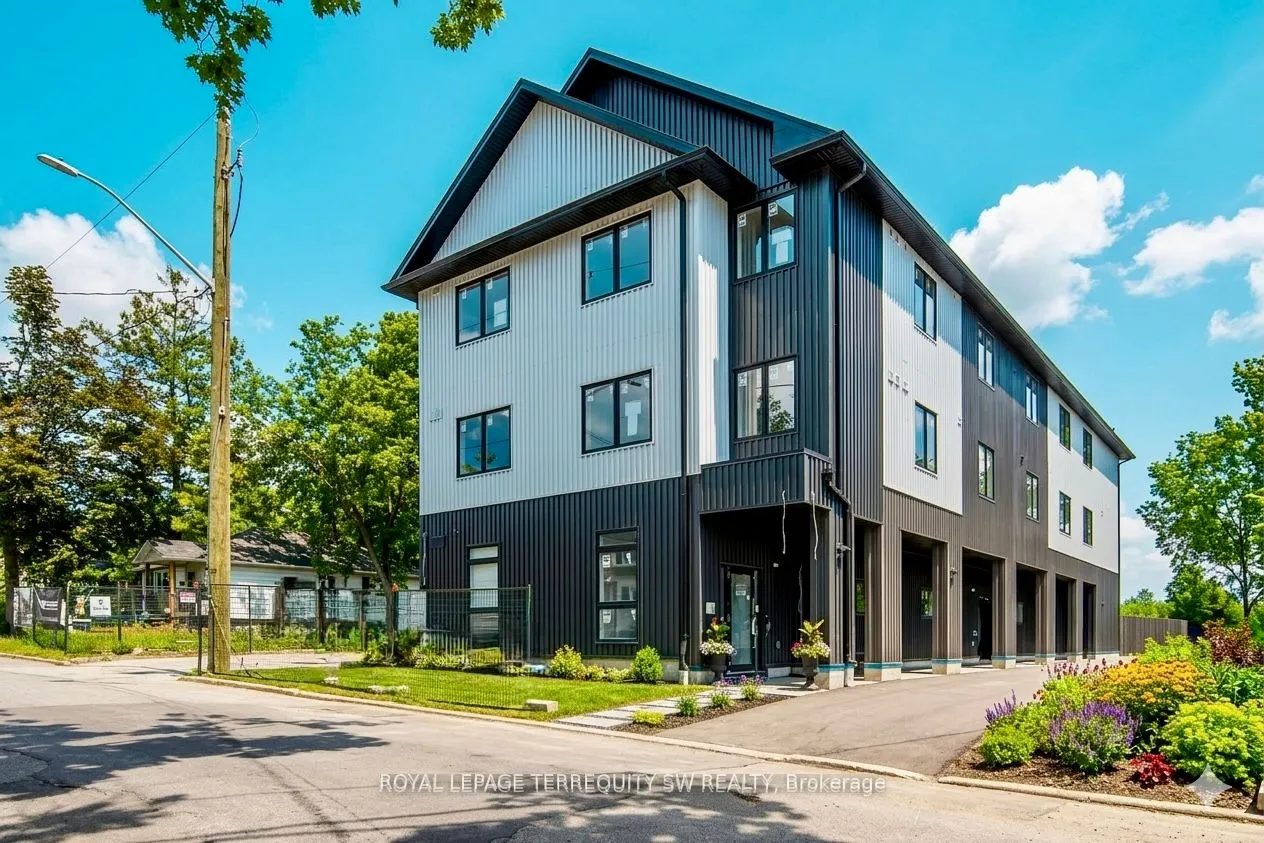 145 Clapperton Street #204