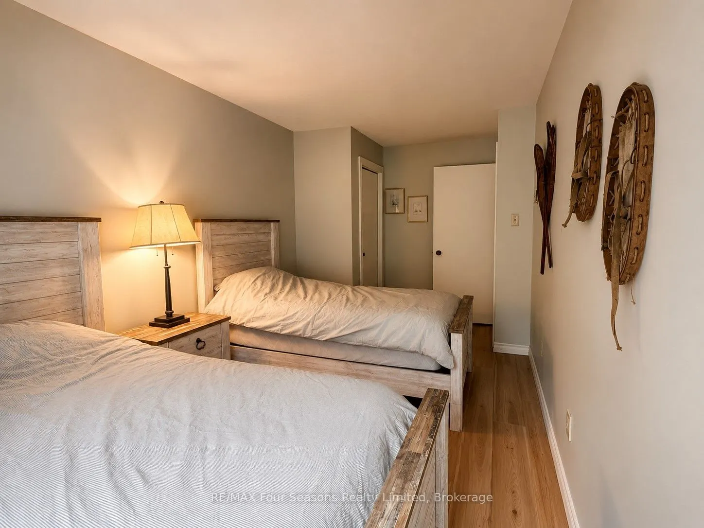 158 Escarpment Crescent #158