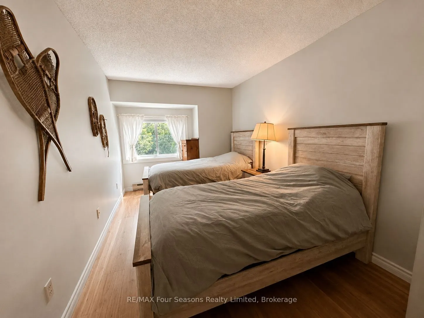 158 Escarpment Crescent #158