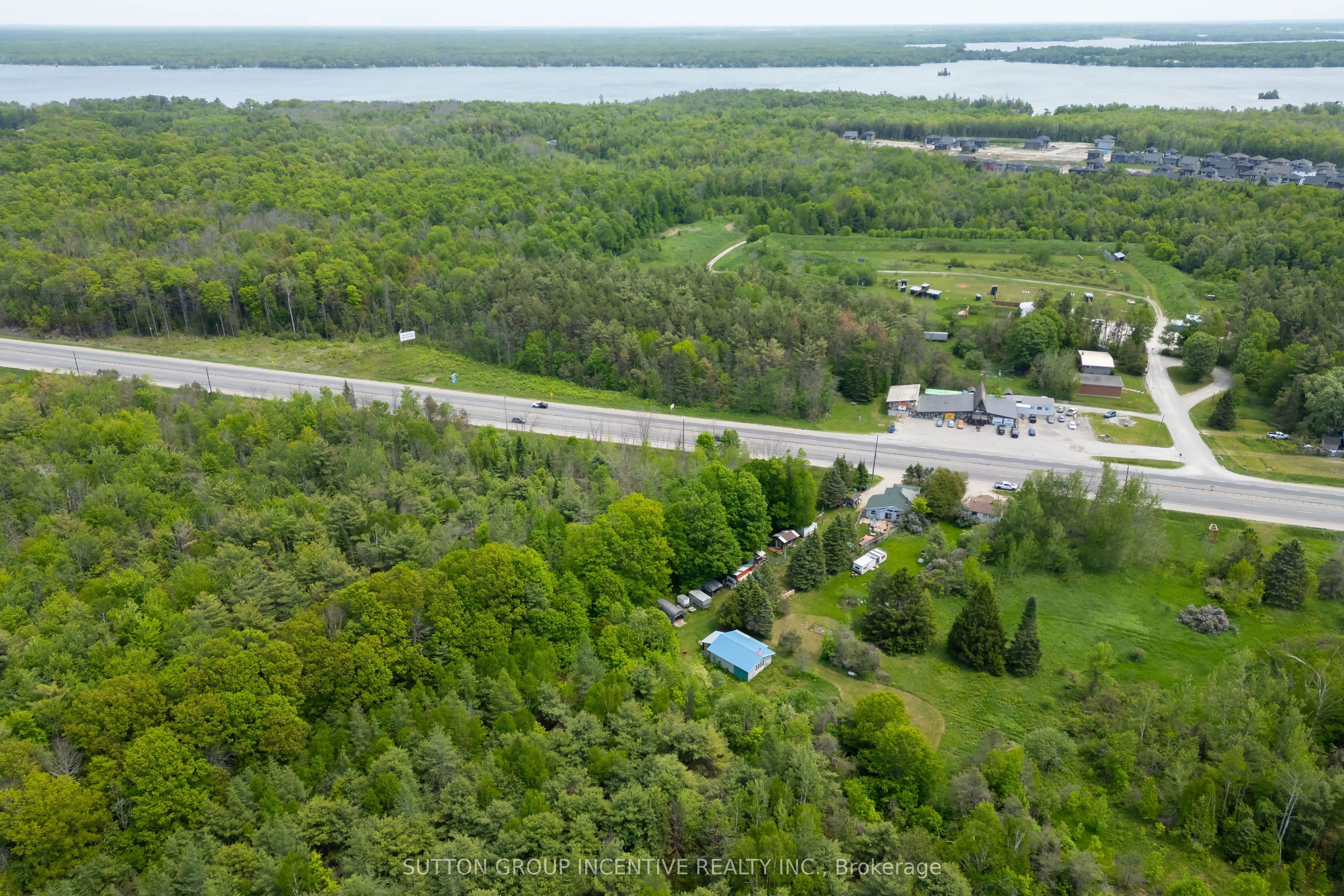 9408 Provincial Hwy 11 Highway