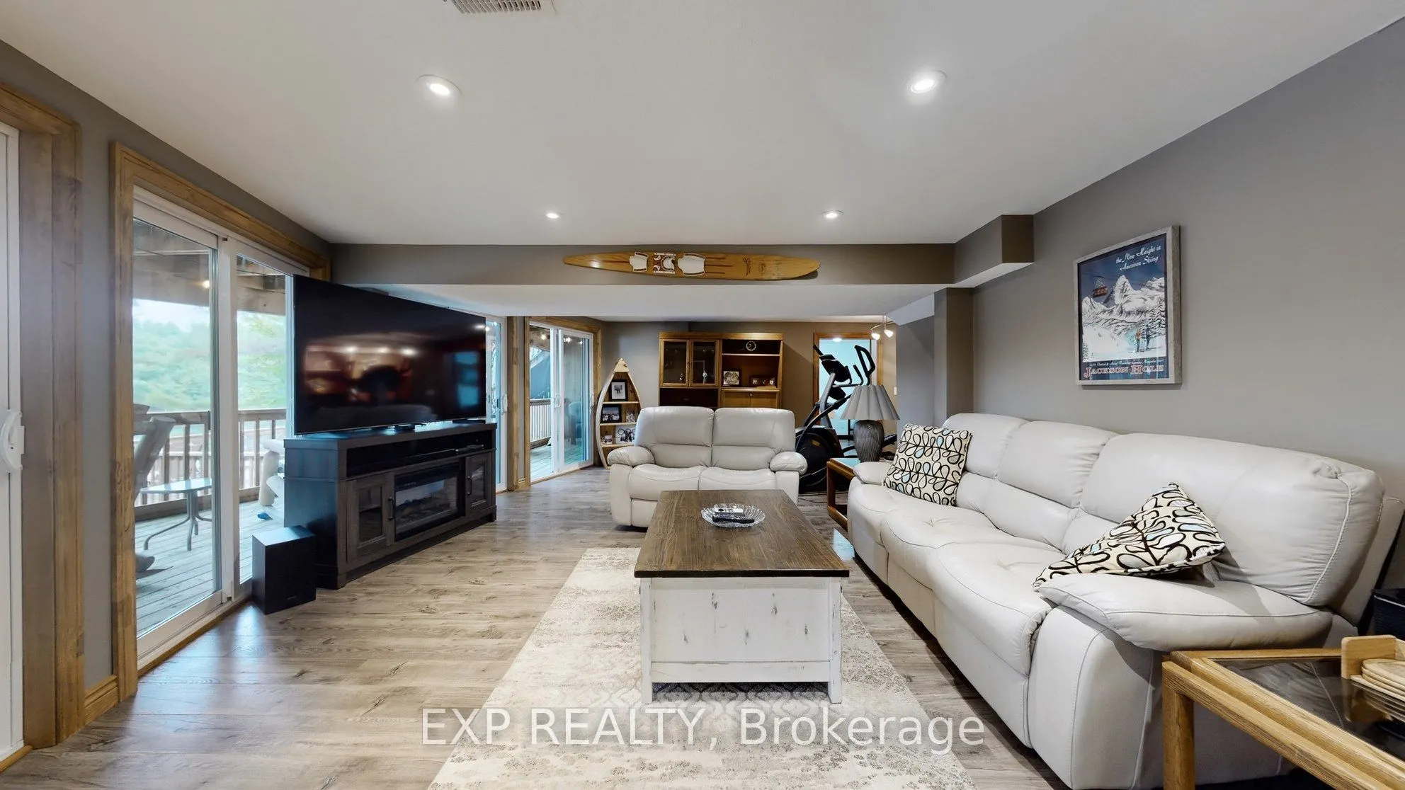 3413 FLAT RAPIDS Lane