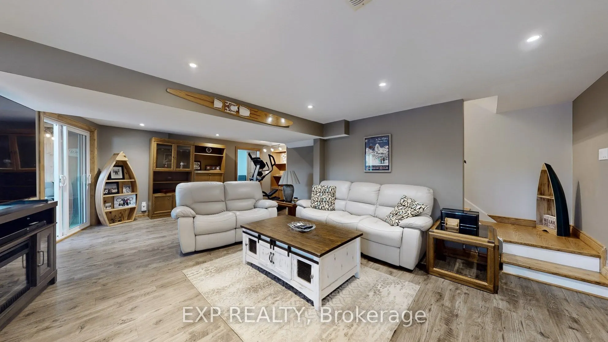 3413 FLAT RAPIDS Lane