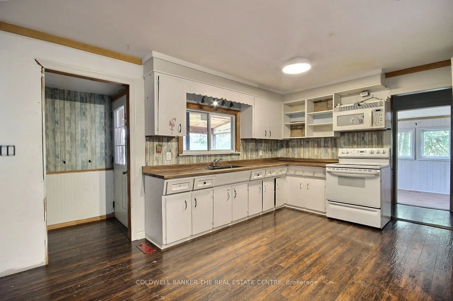 3637 SOUTHWOOD BEACH Boulevard