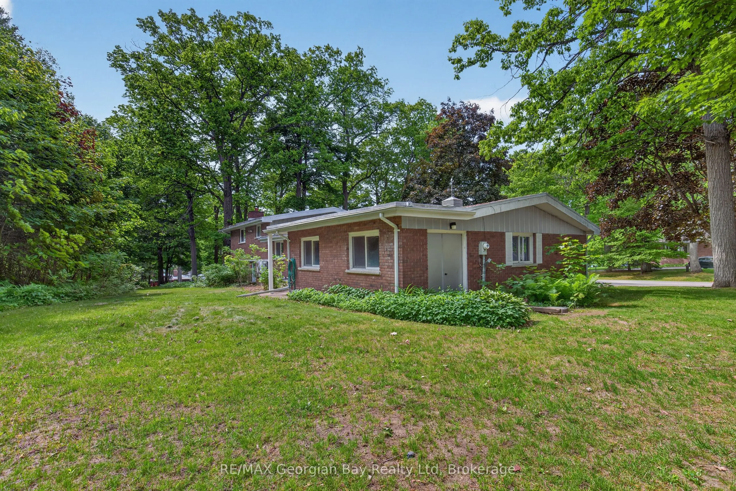 329 Glenbrook Drive