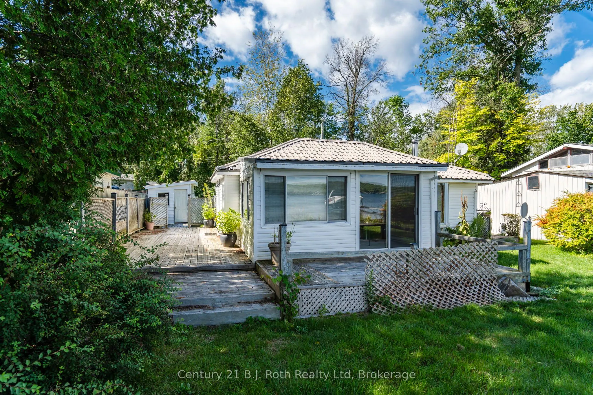 15 Bow Road