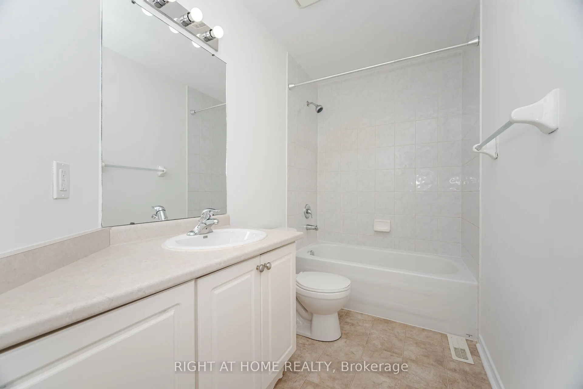 23 Peartree Court
