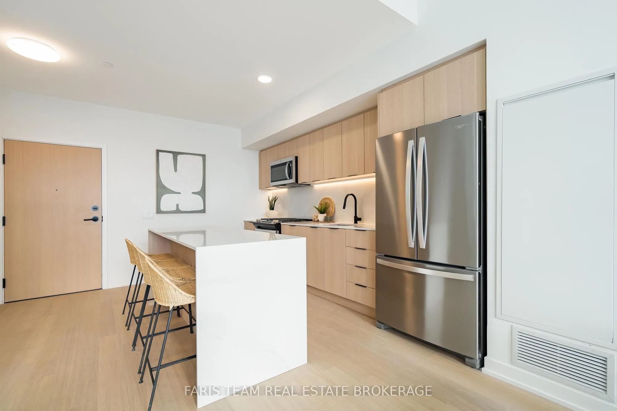31 Huron Street #611