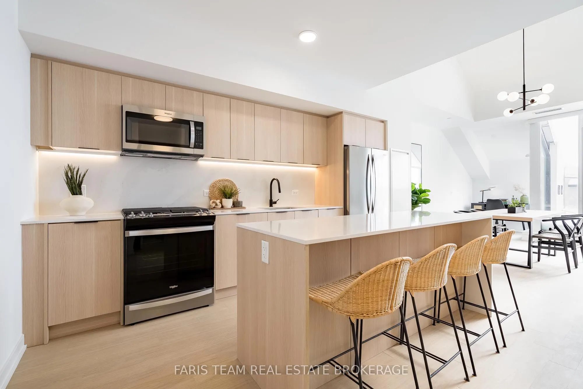 31 Huron Street #611