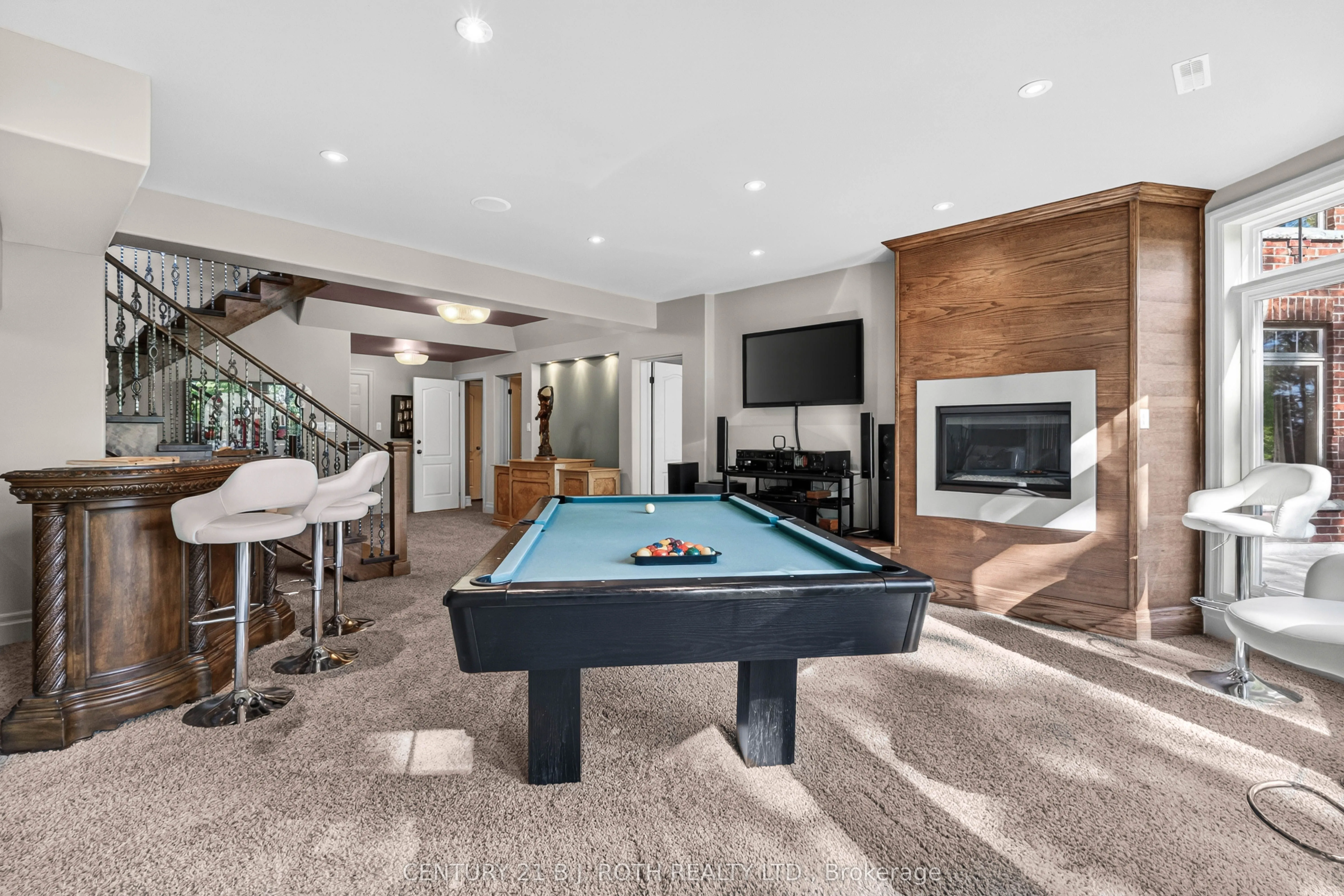 1 PIERCE Court