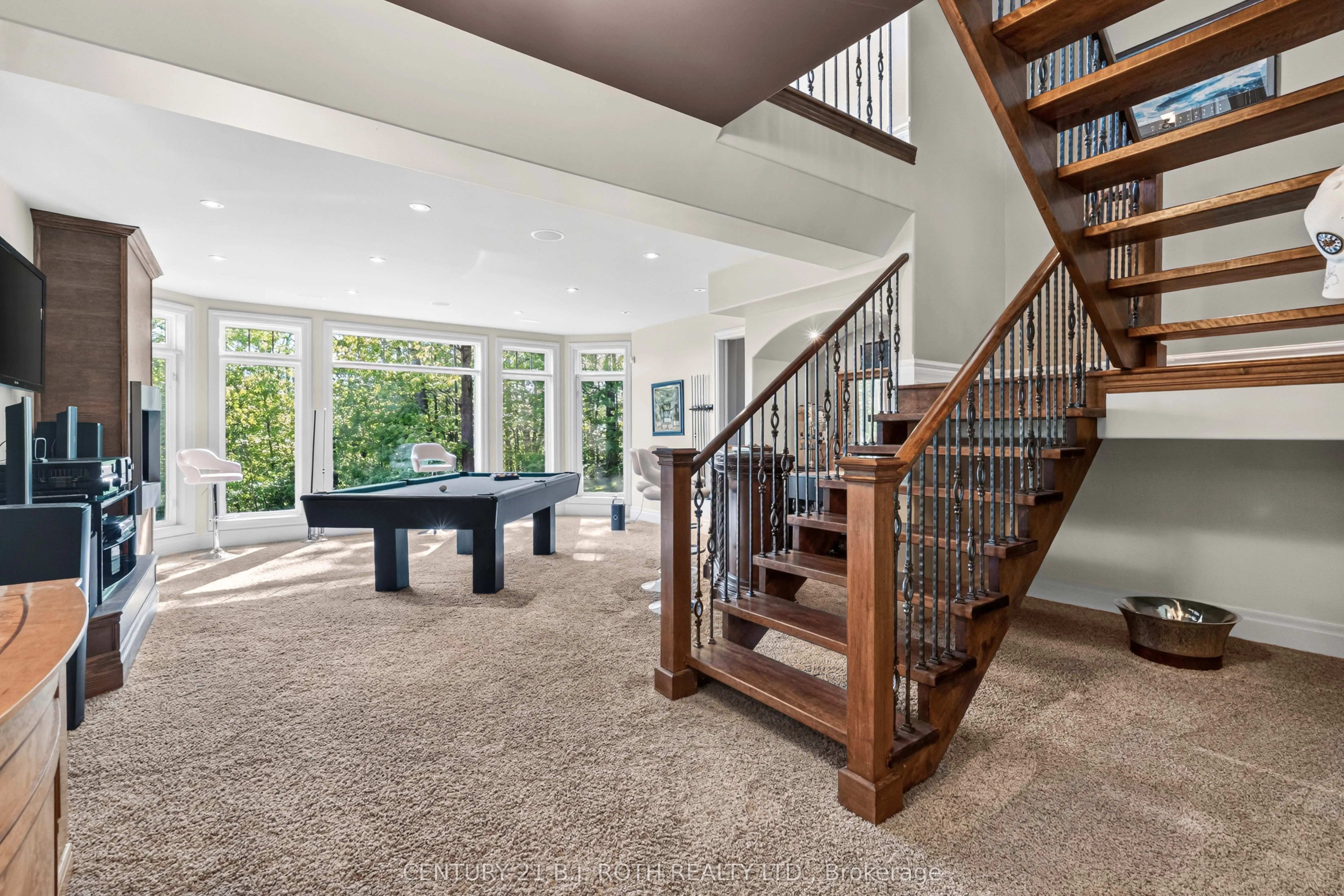 1 PIERCE Court