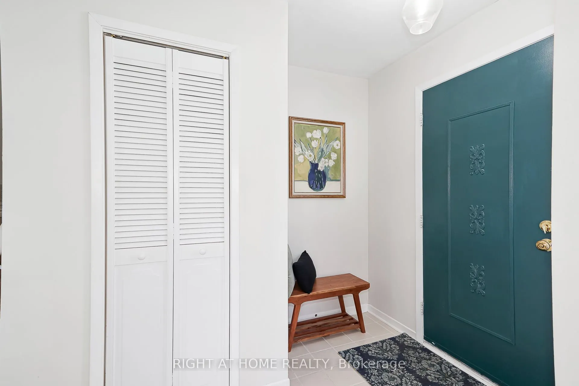 1059 Glen Mhor Crescent