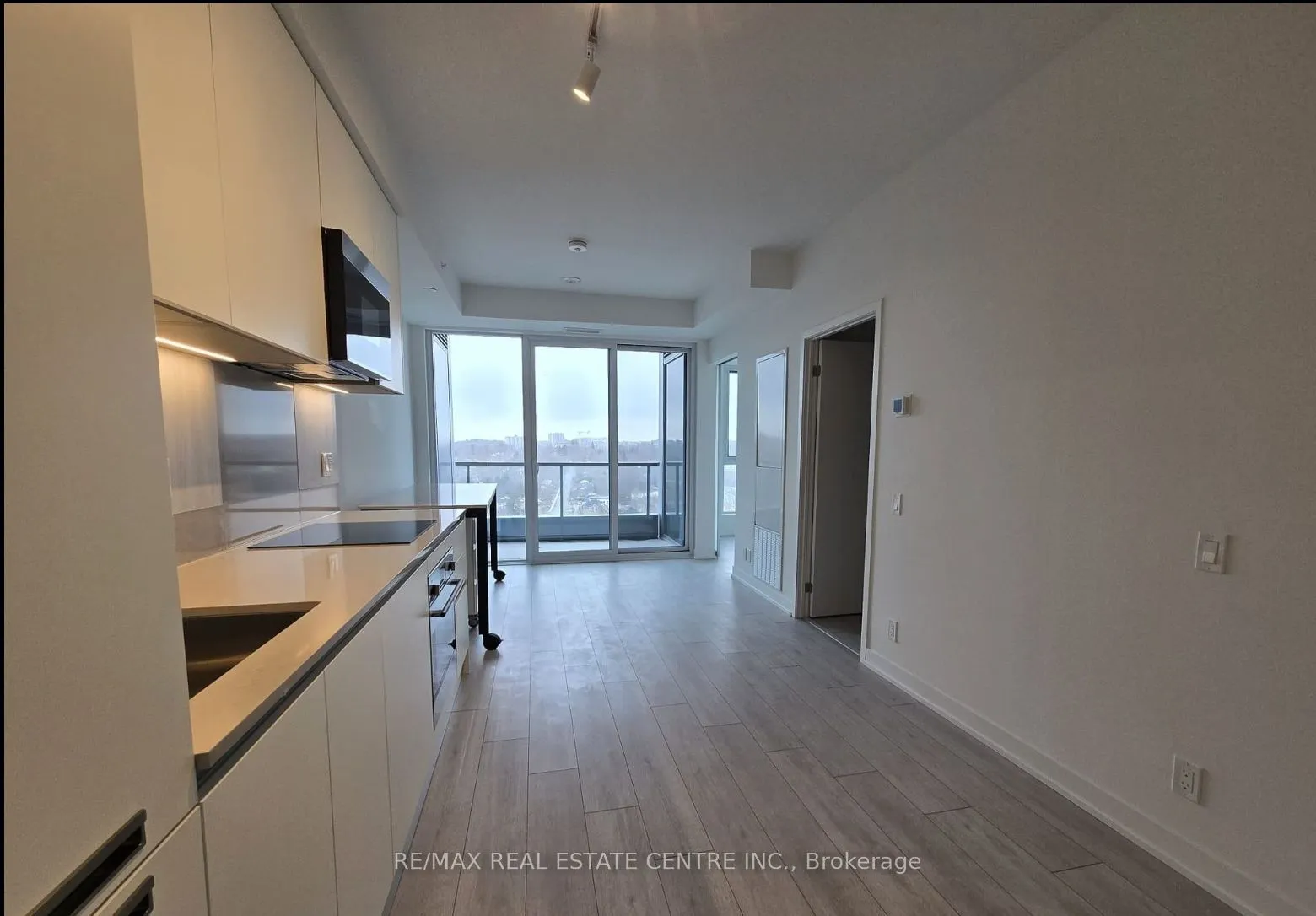 39 Mary St Street #2001