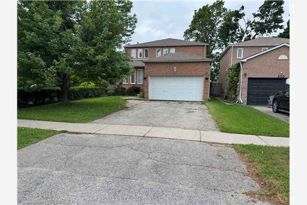 253 Hickling Trail