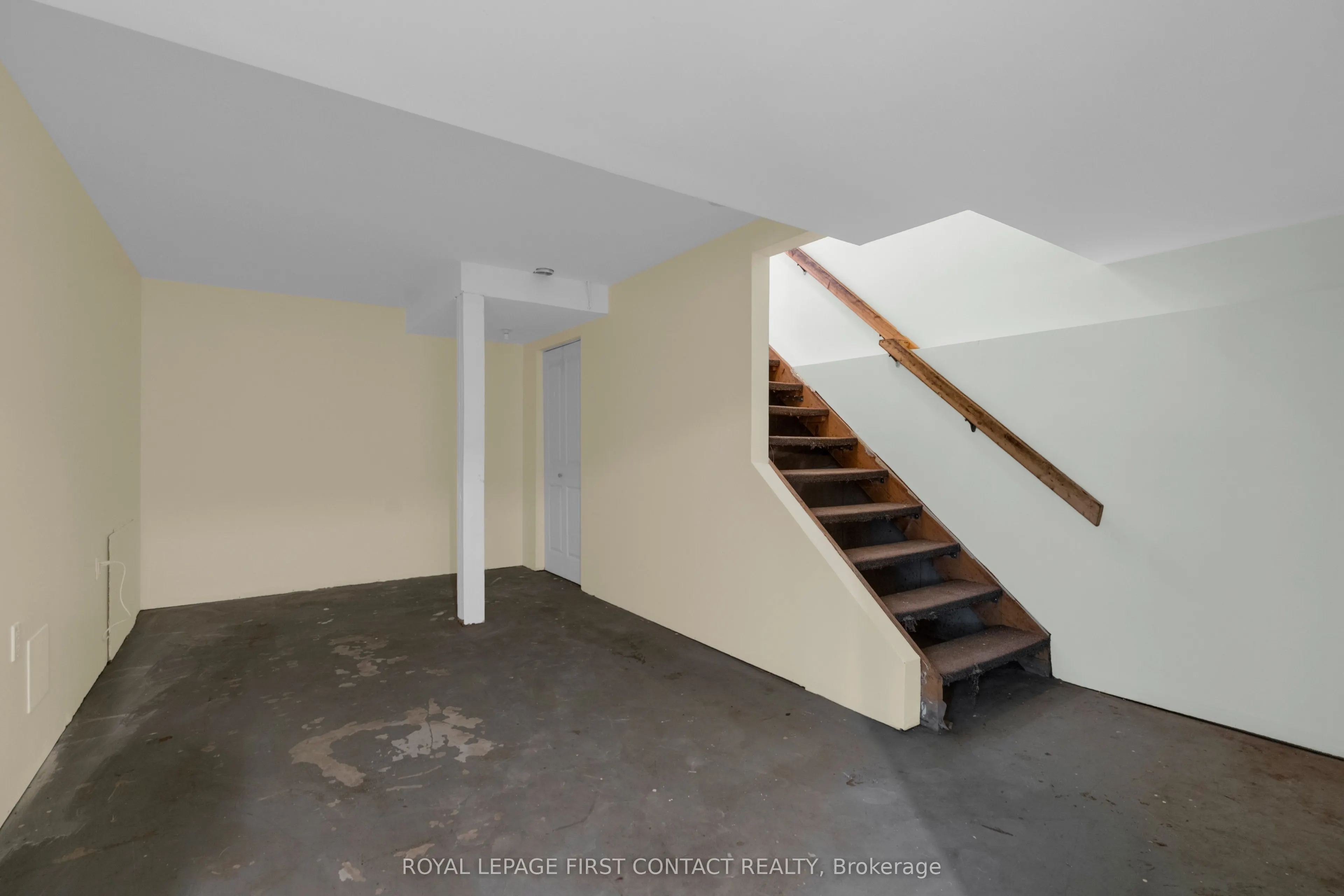 2228 Monck Road