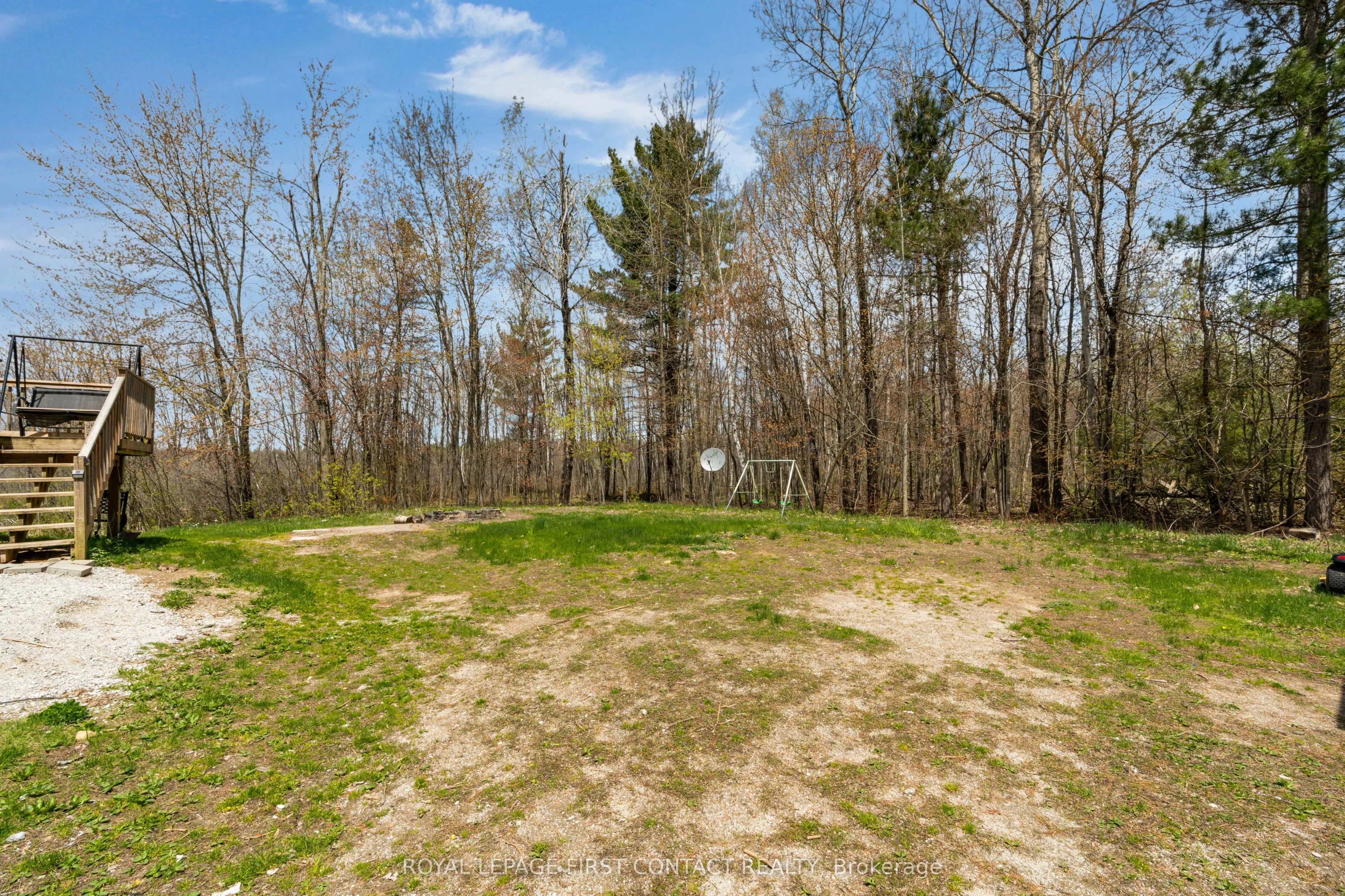 2228 Monck Road