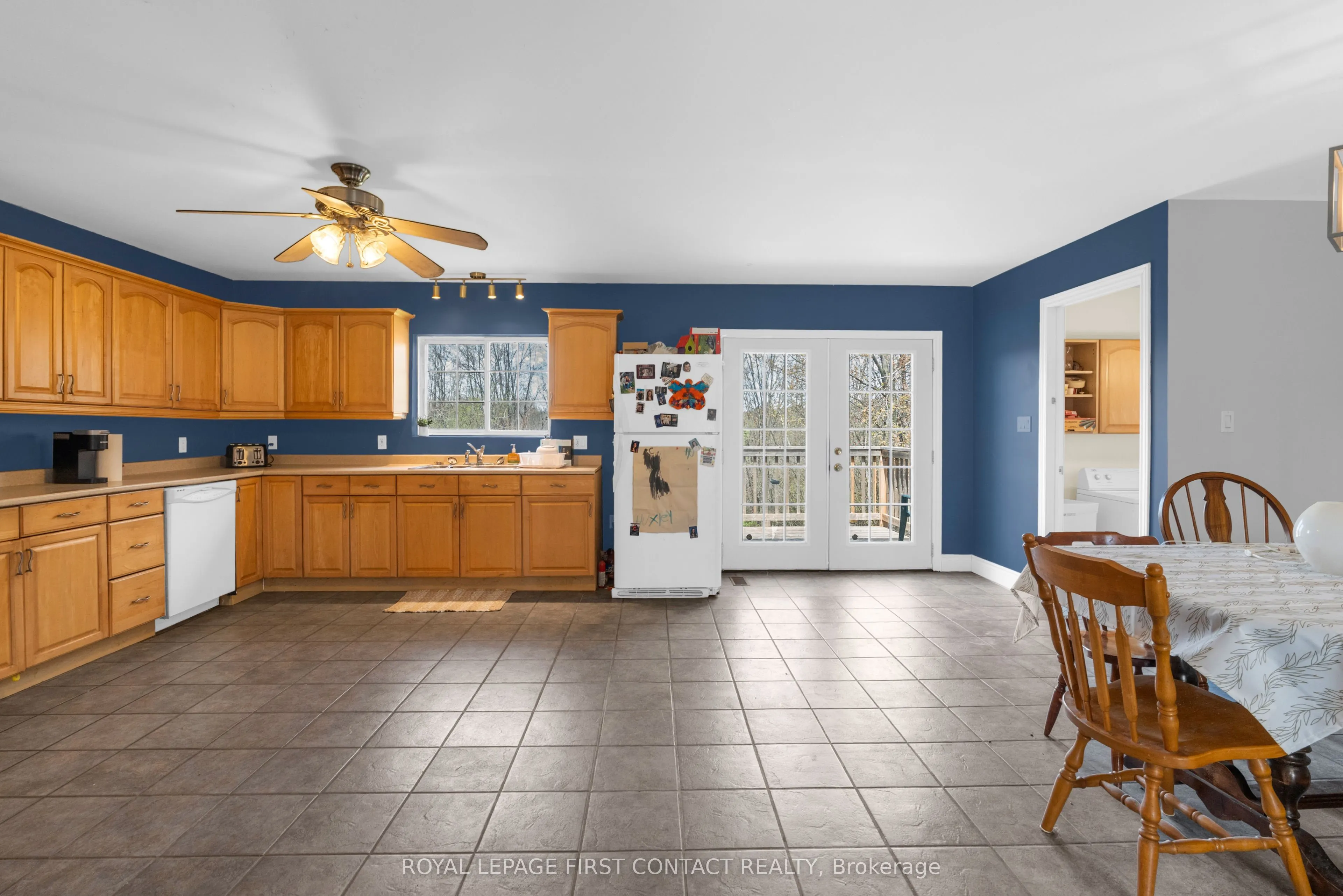 2228 Monck Road