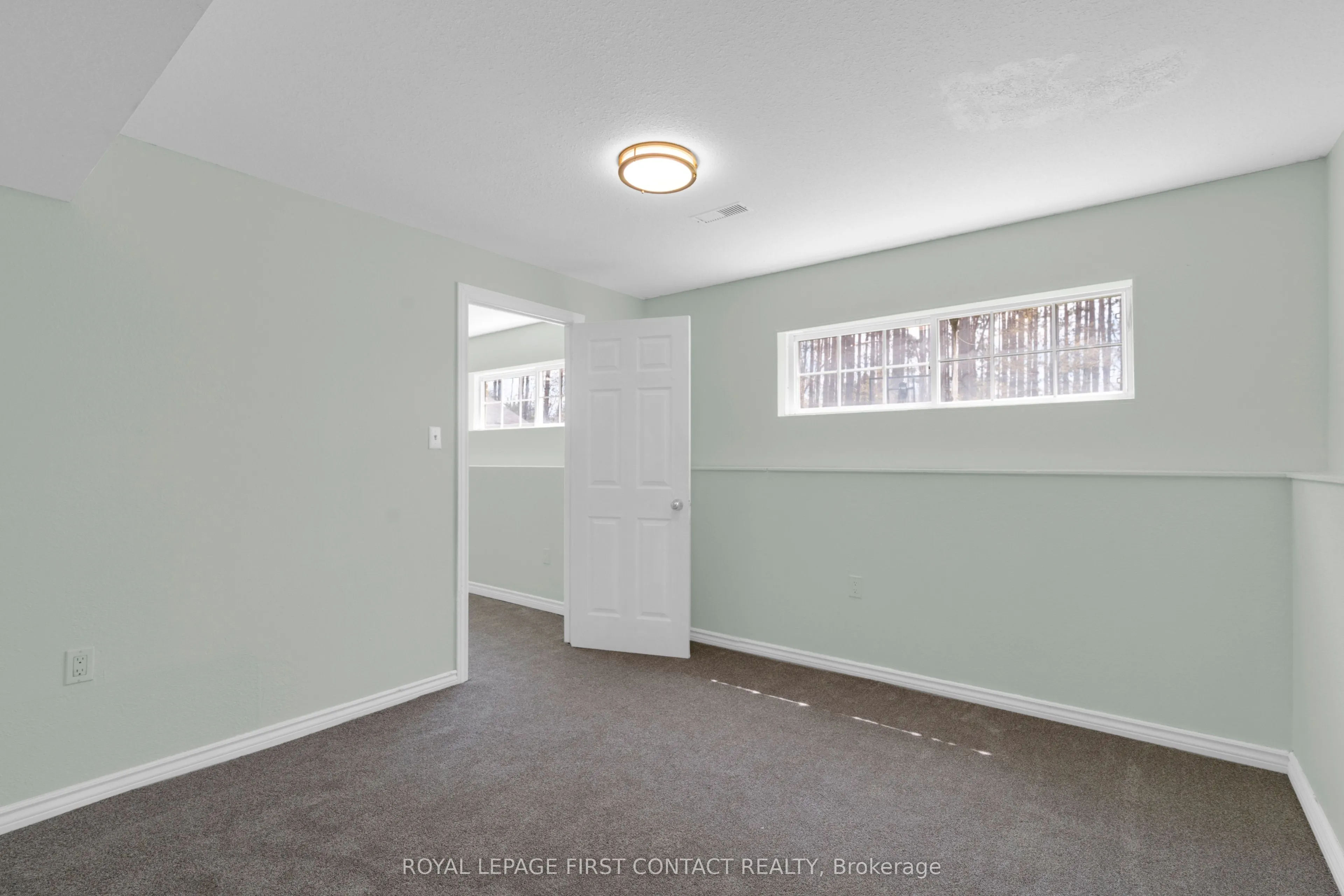 2228 Monck Road