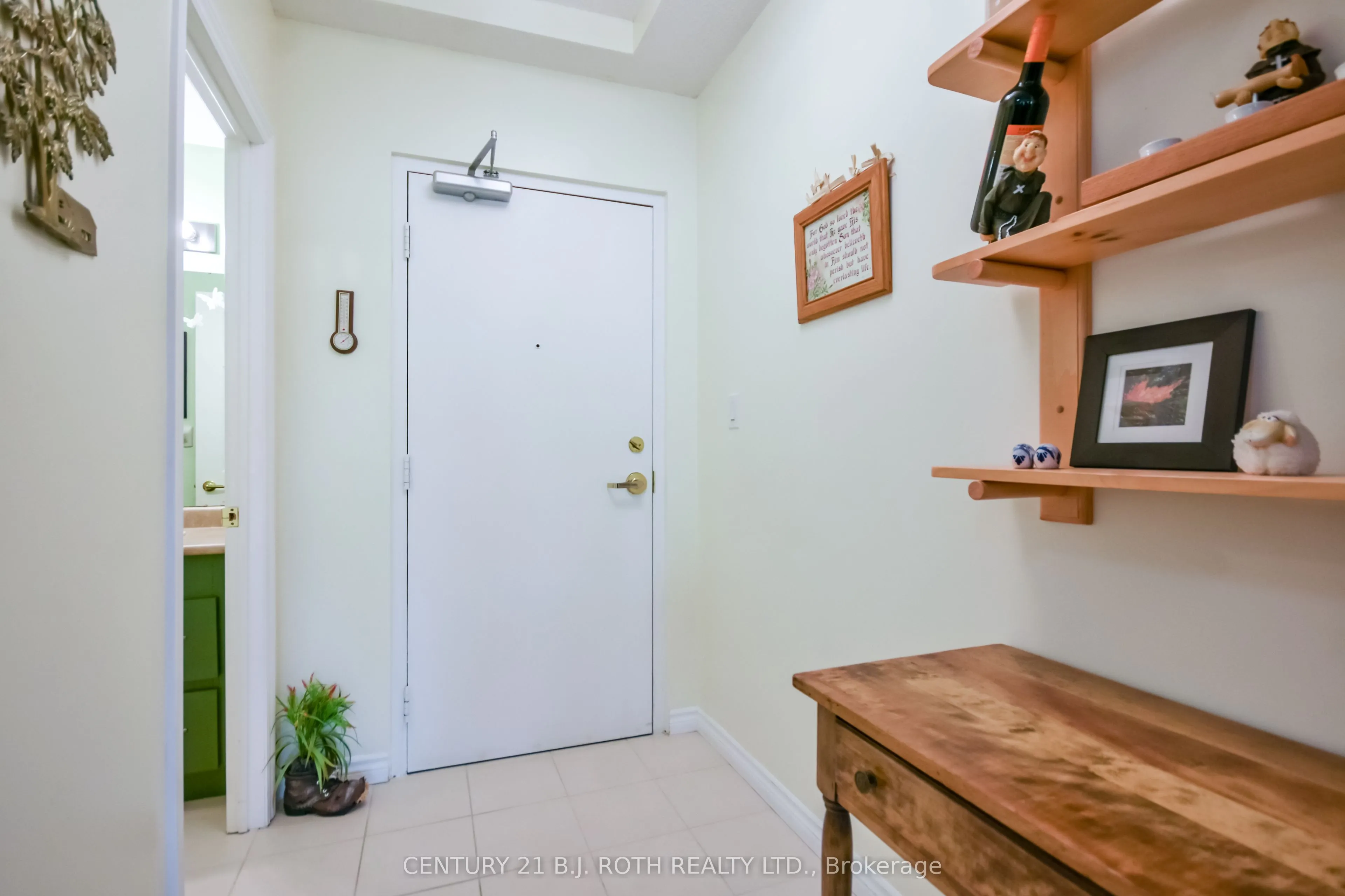 9 Westmount Drive S #Unit 302