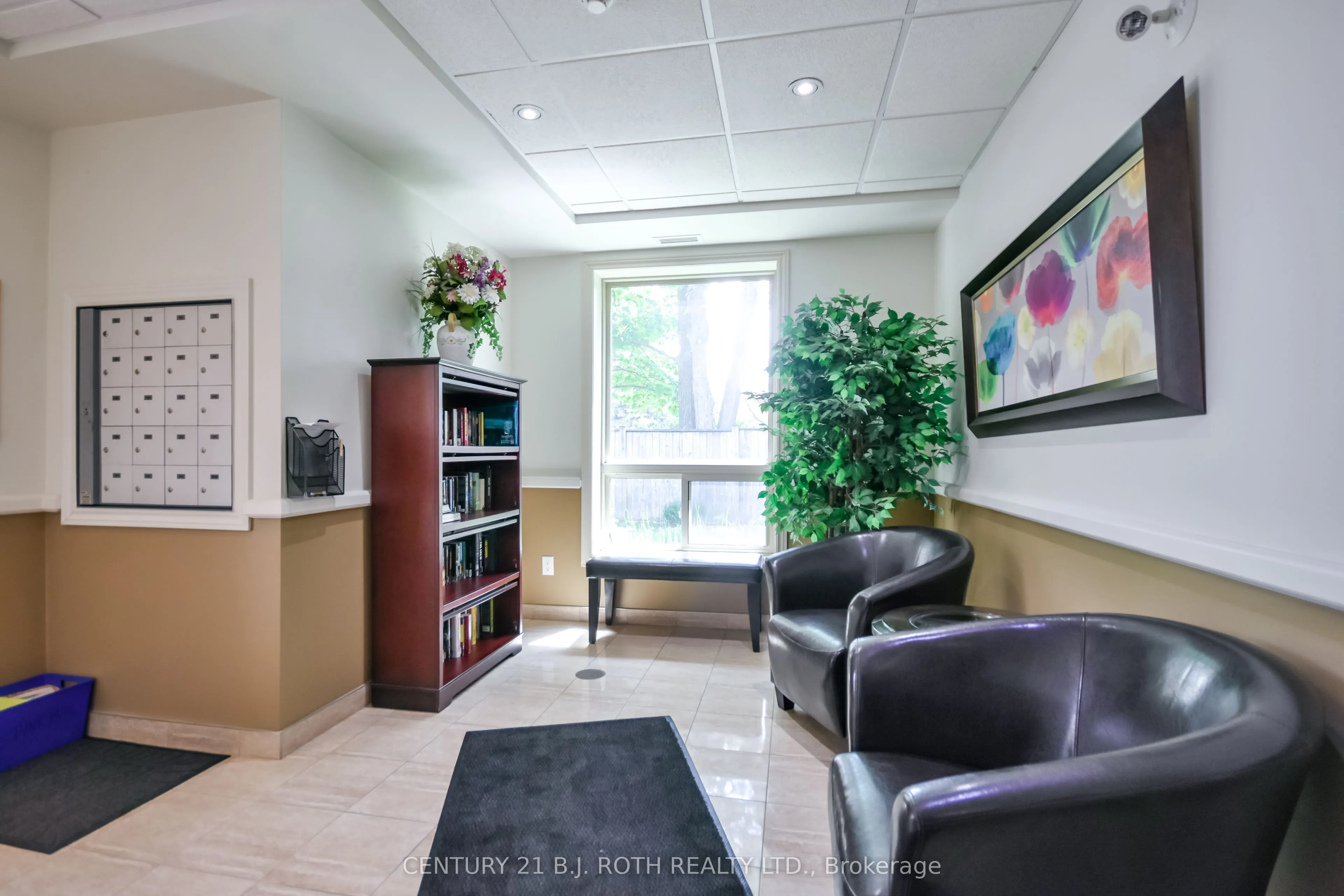 9 Westmount Drive S #Unit 302
