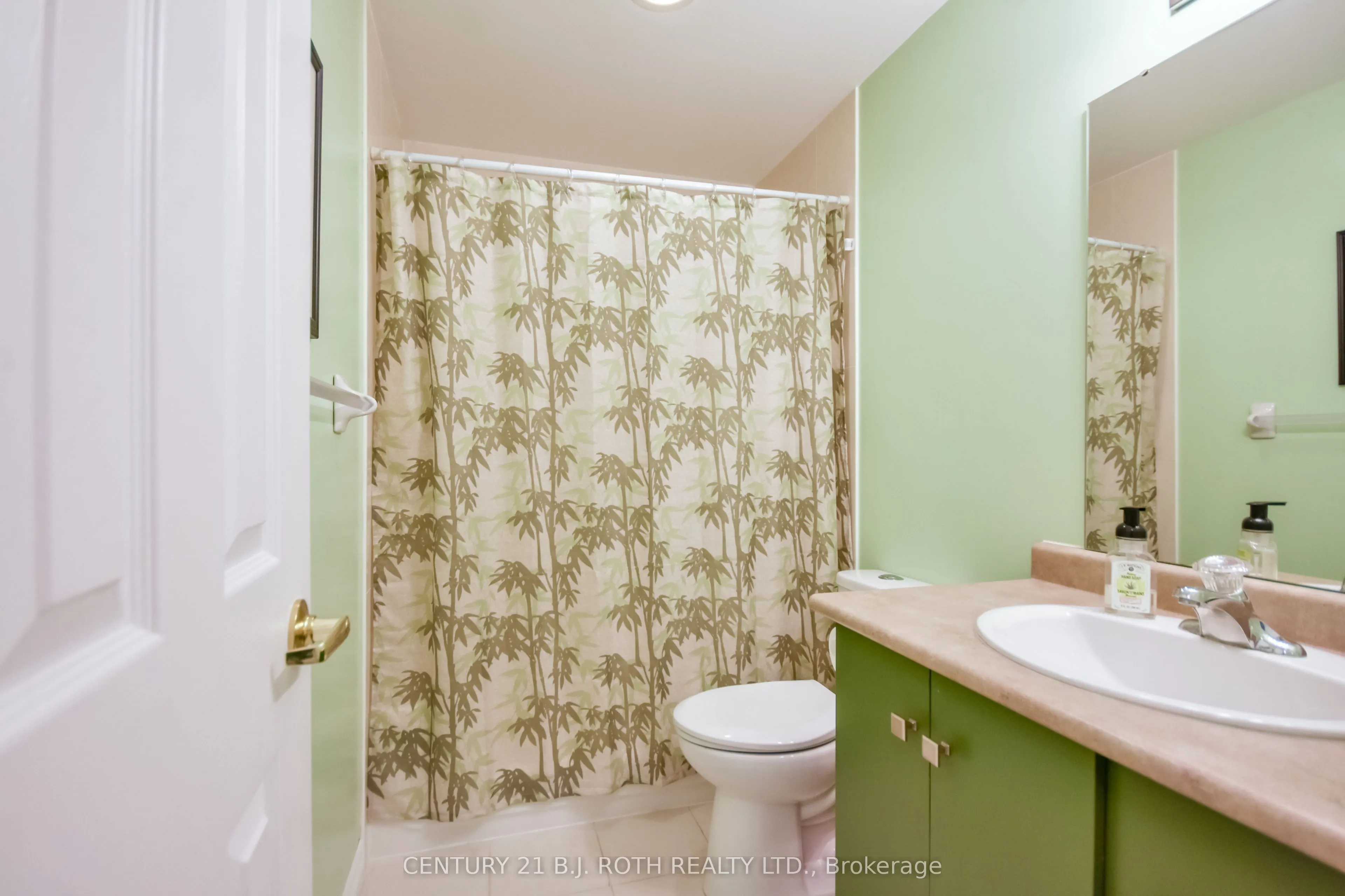9 Westmount Drive S #Unit 302