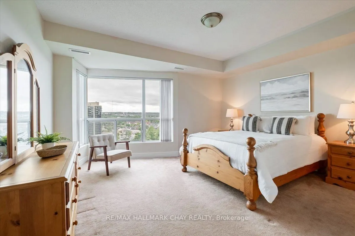 2 Toronto Street #1411