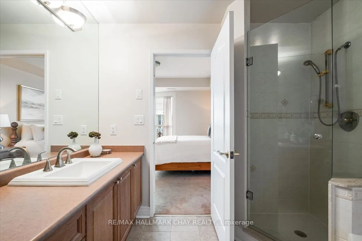 2 Toronto Street #1411