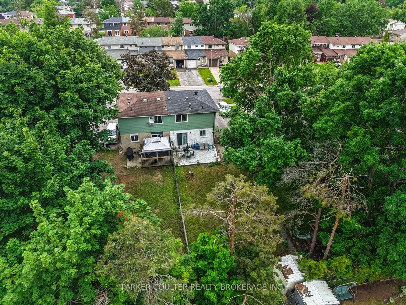 23 Chaucer Crescent