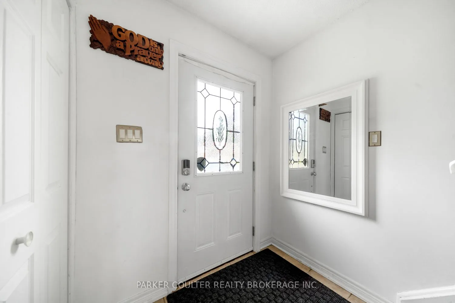 23 Chaucer Crescent