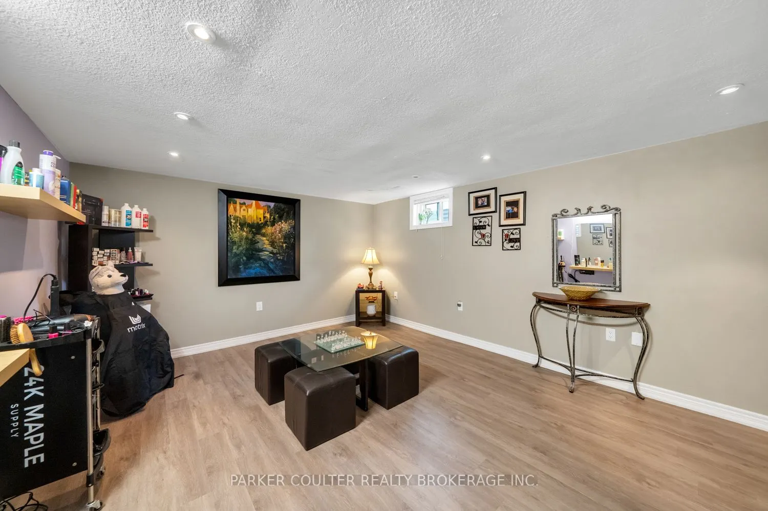23 Chaucer Crescent