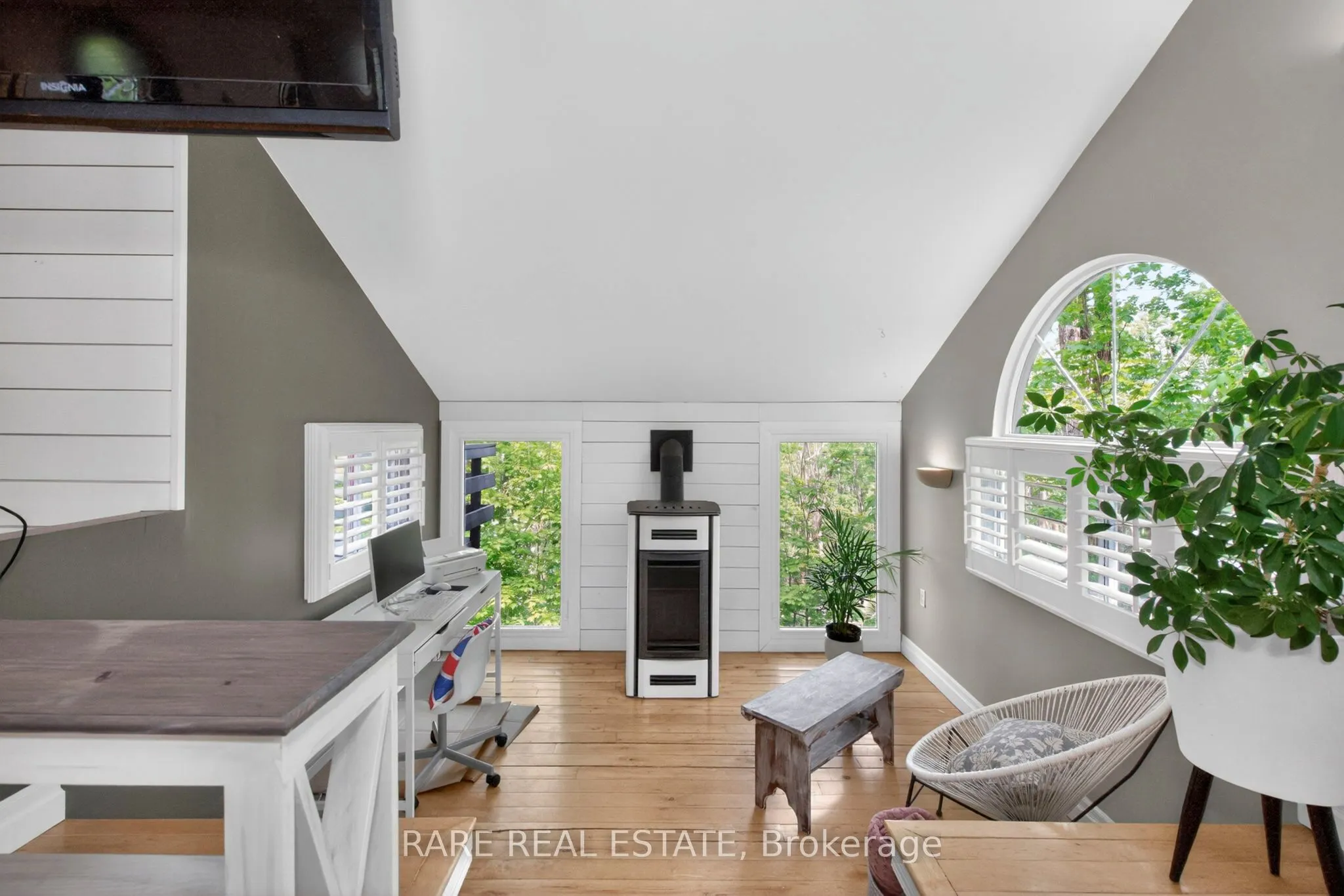82 Huronwoods Drive