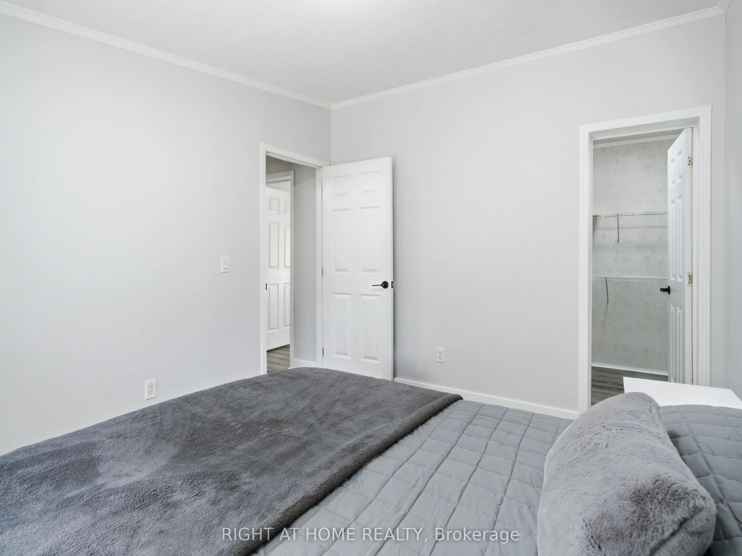 8168 Laidlaw Avenue