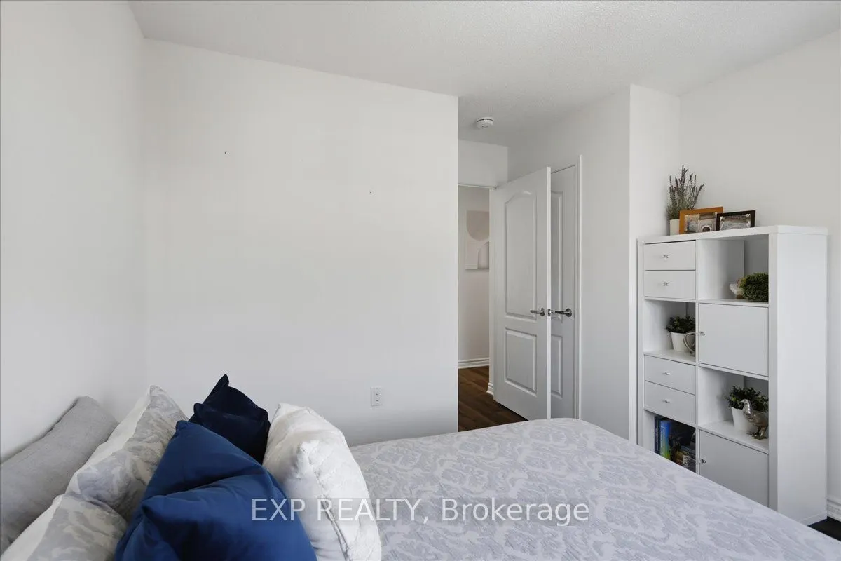 11 Catamaran Drive