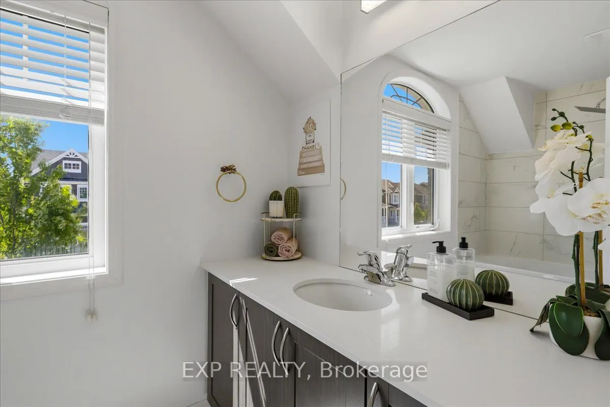11 Catamaran Drive